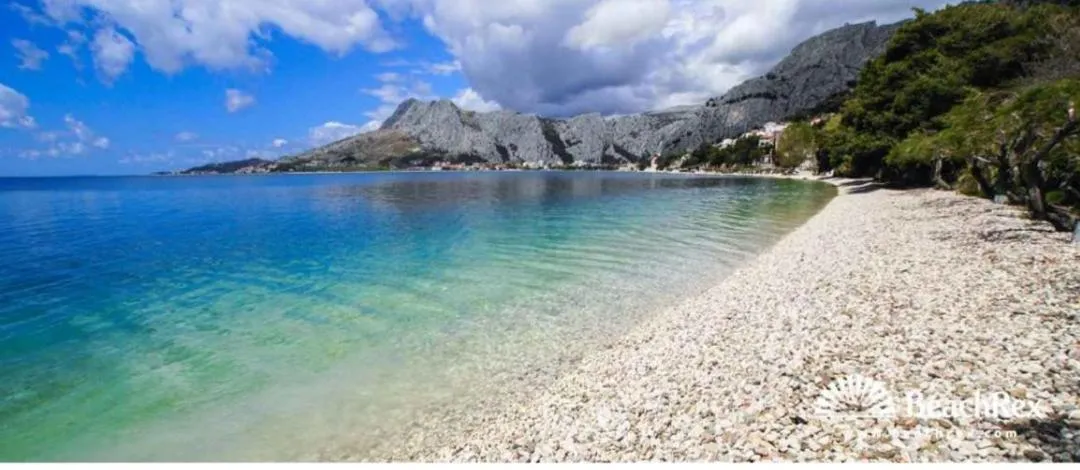 Beach in Apartment Vrle