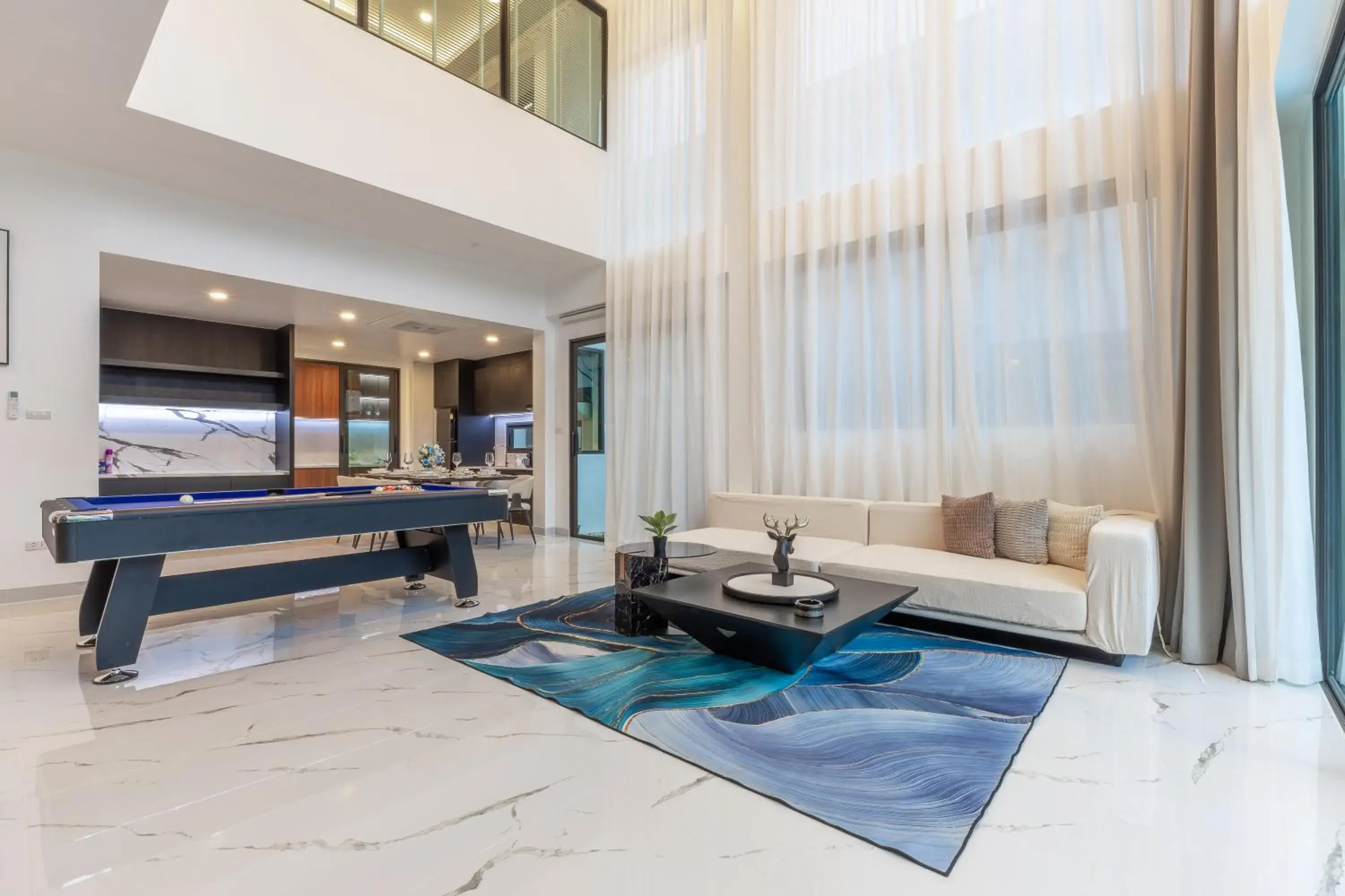 Five bedroom villa with Private Pool - Pool Table in Southern Peak Pool Villa Huay Yai Pattaya Five bedroom villa with Private Pool - Pool Table in Southern Peak Pool Villa Huay Yai Pattaya