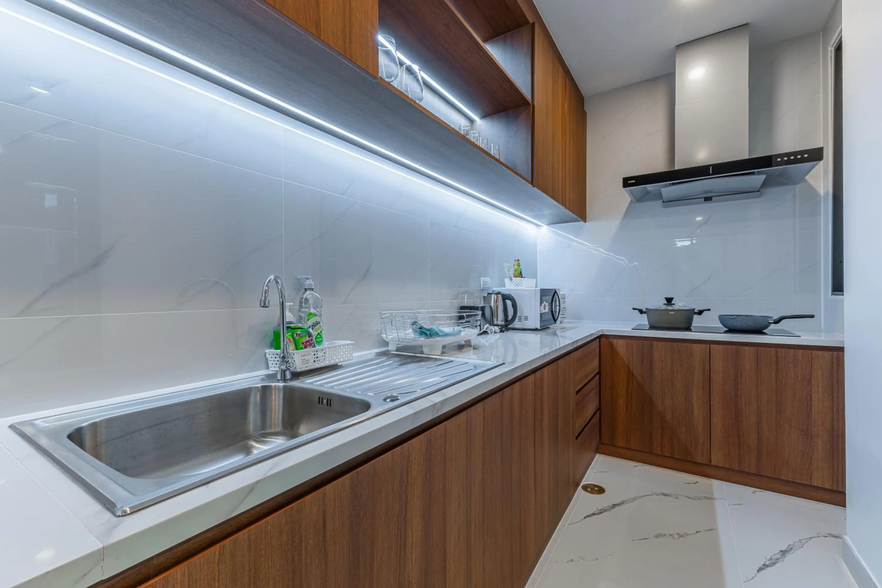 Kitchen or kitchenette in Southern Peak Pool Villa Huay Yai Pattaya