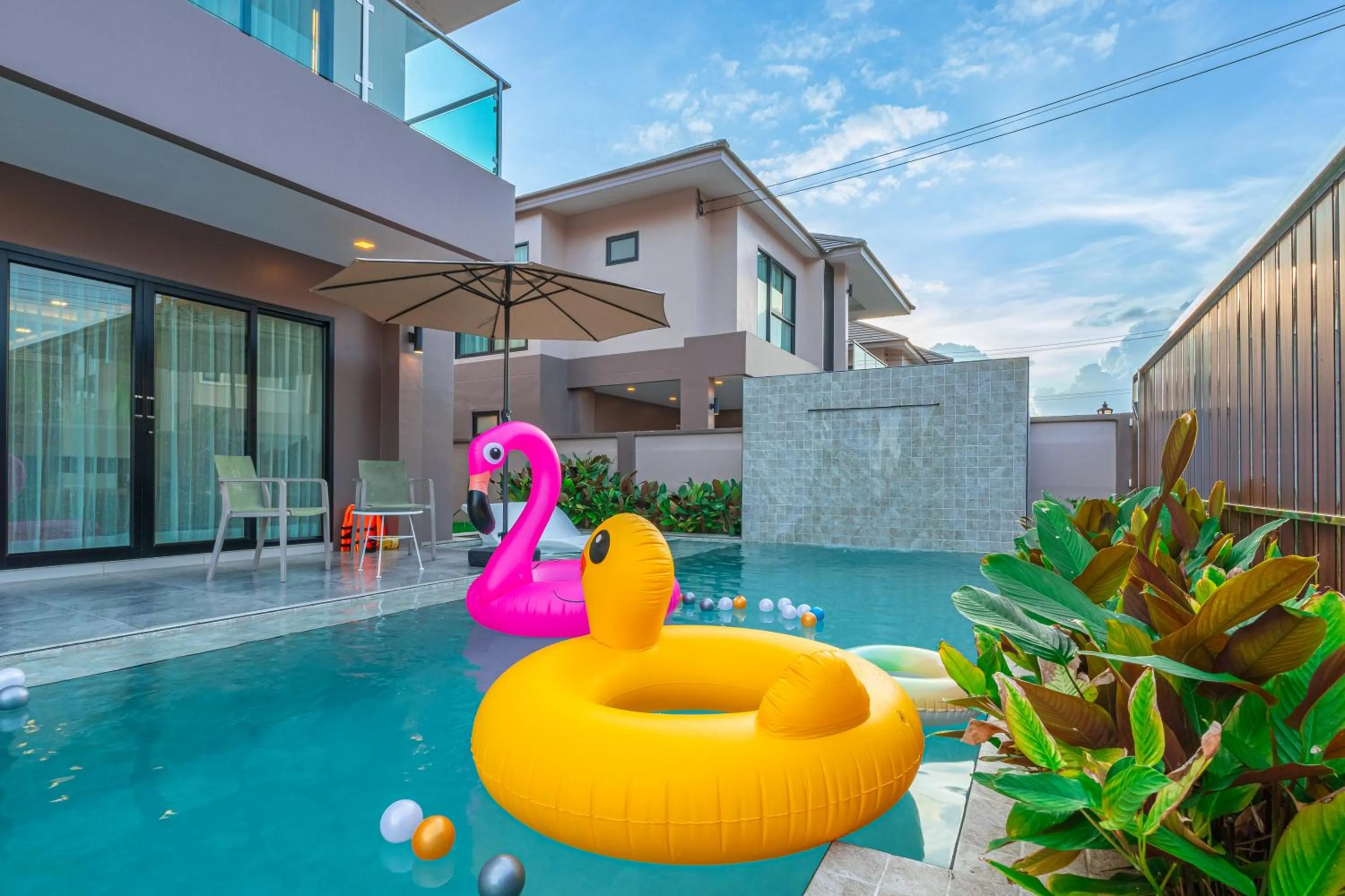 Pool view in Southern Peak Pool Villa Huay Yai Pattaya