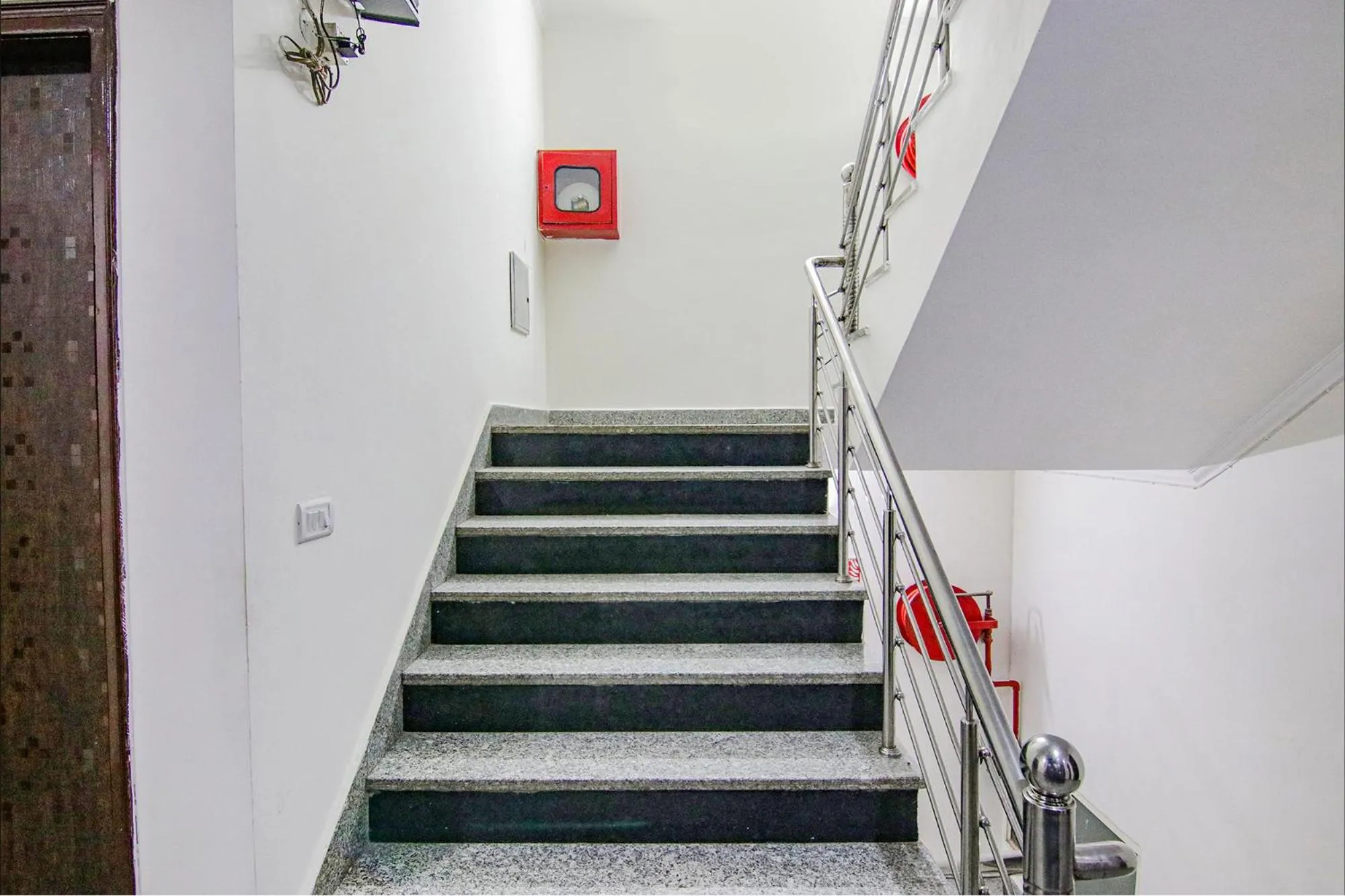 Lobby or reception in FabHotel Airport Avalon - Nr IGI Airport New Delhi