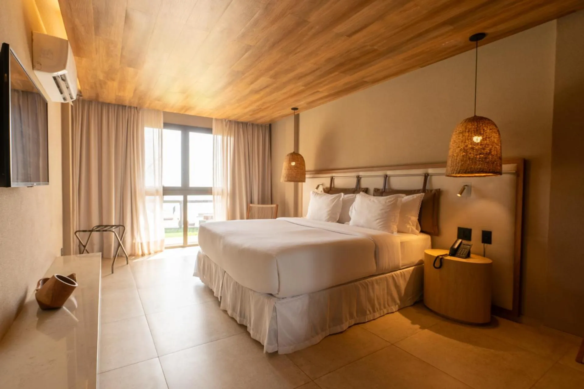 Bed in Hamares Boutique Hotel