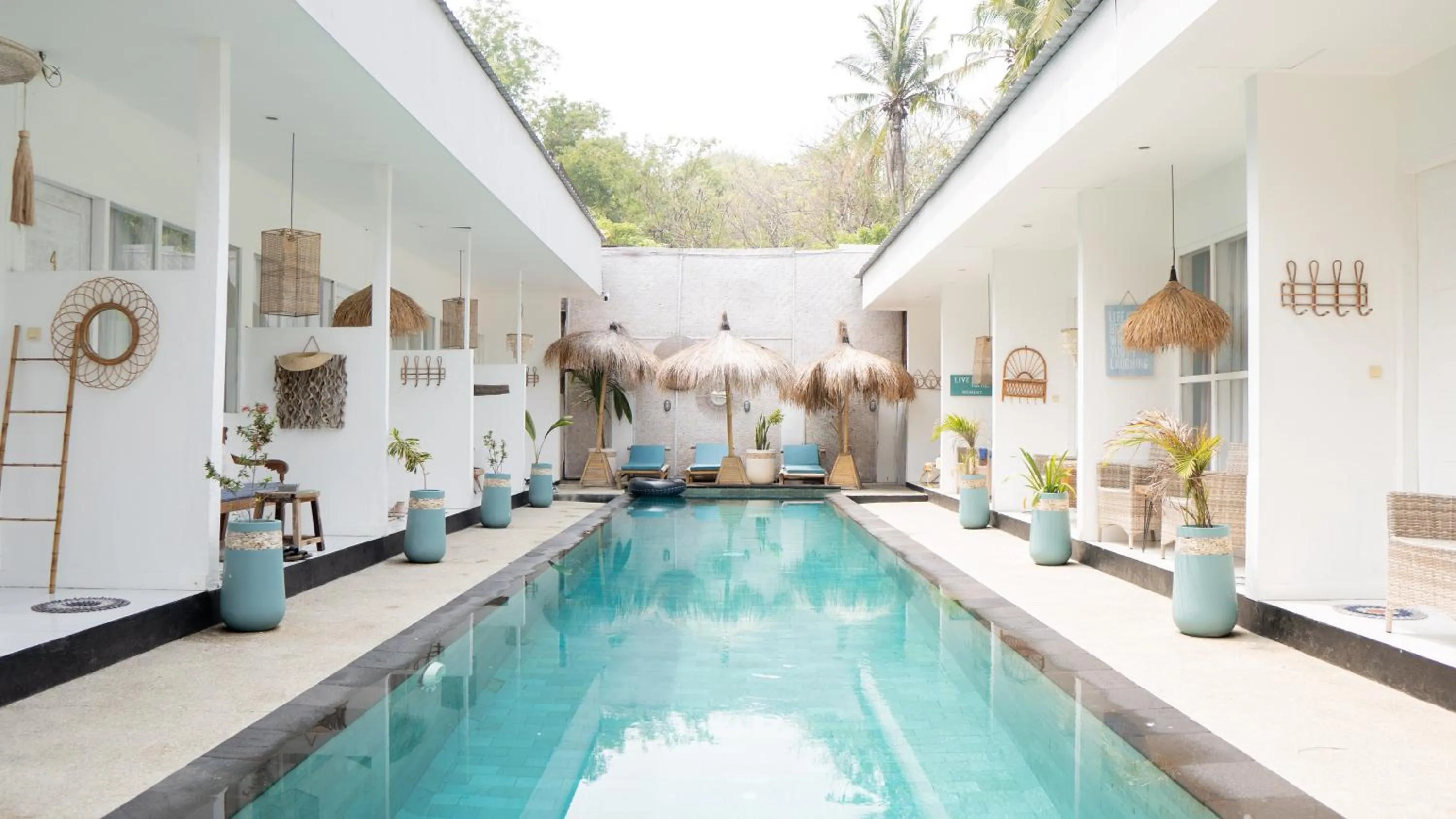 Pool view in The White Bay