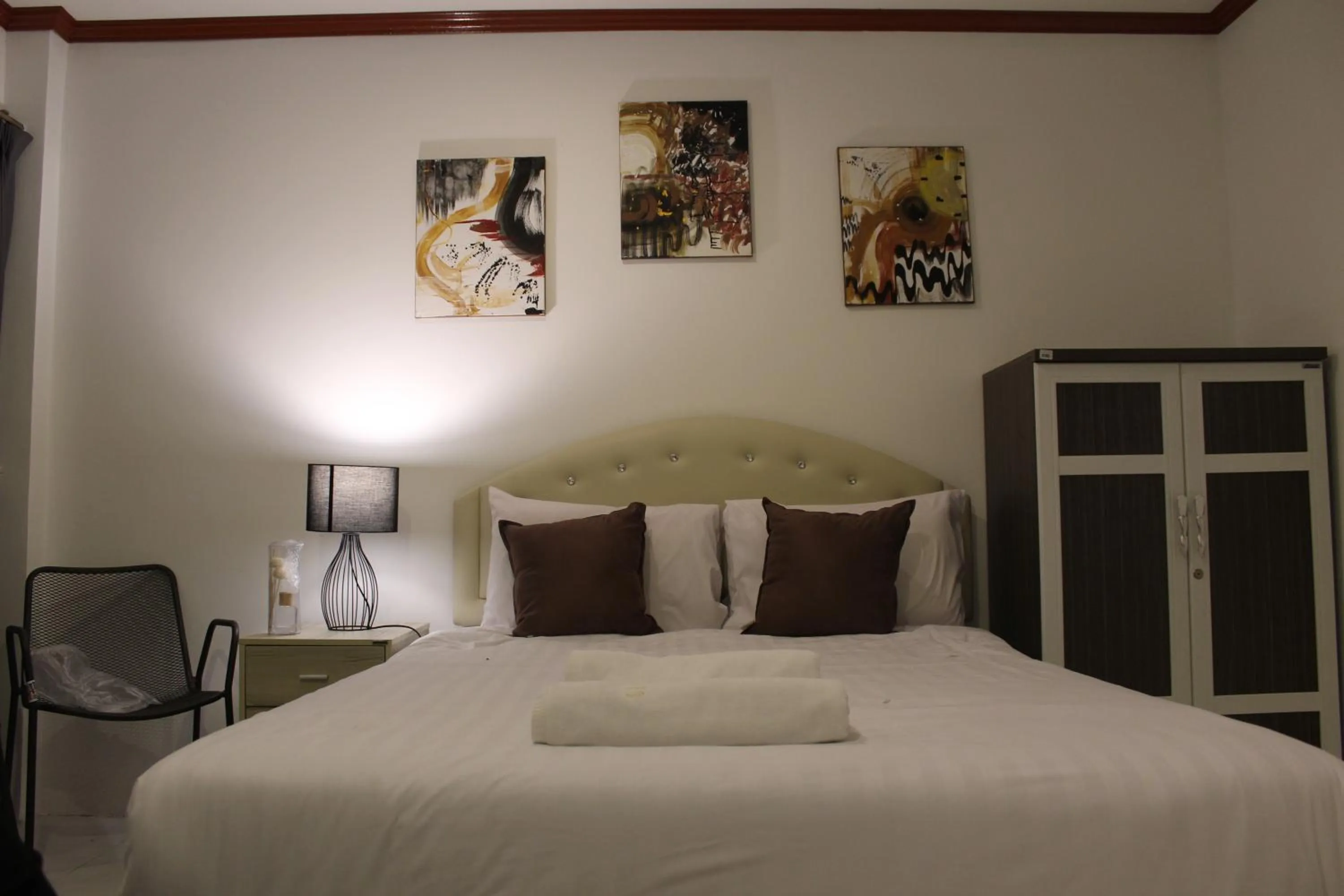 Photo of the whole room, Bed in Omaya GuestHouse