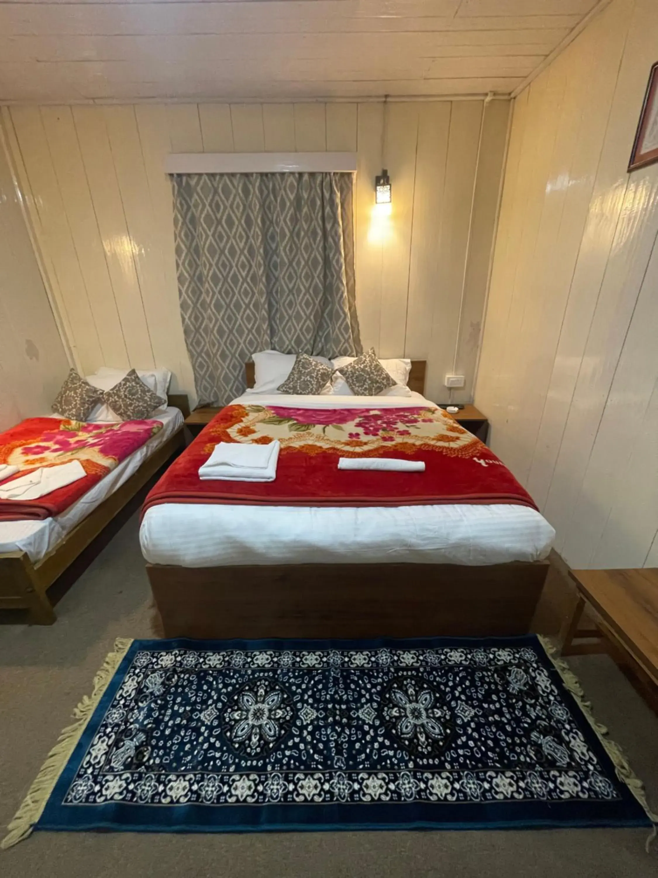 Standard Triple Room in Apple Valley Cottages Lachung Standard Triple Room in Apple Valley Cottages Lachung