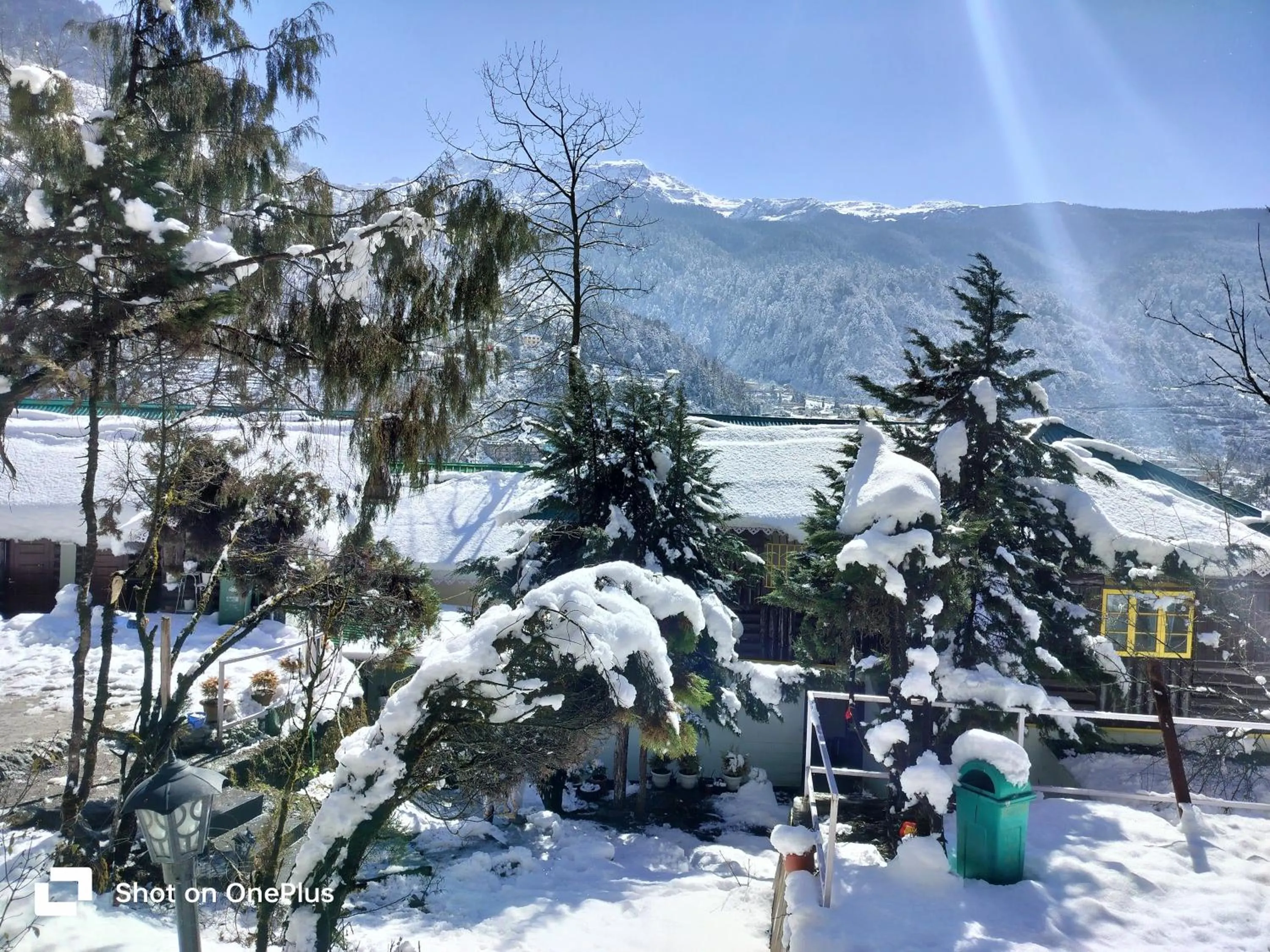 Mountain view in Apple Valley Cottages Lachung