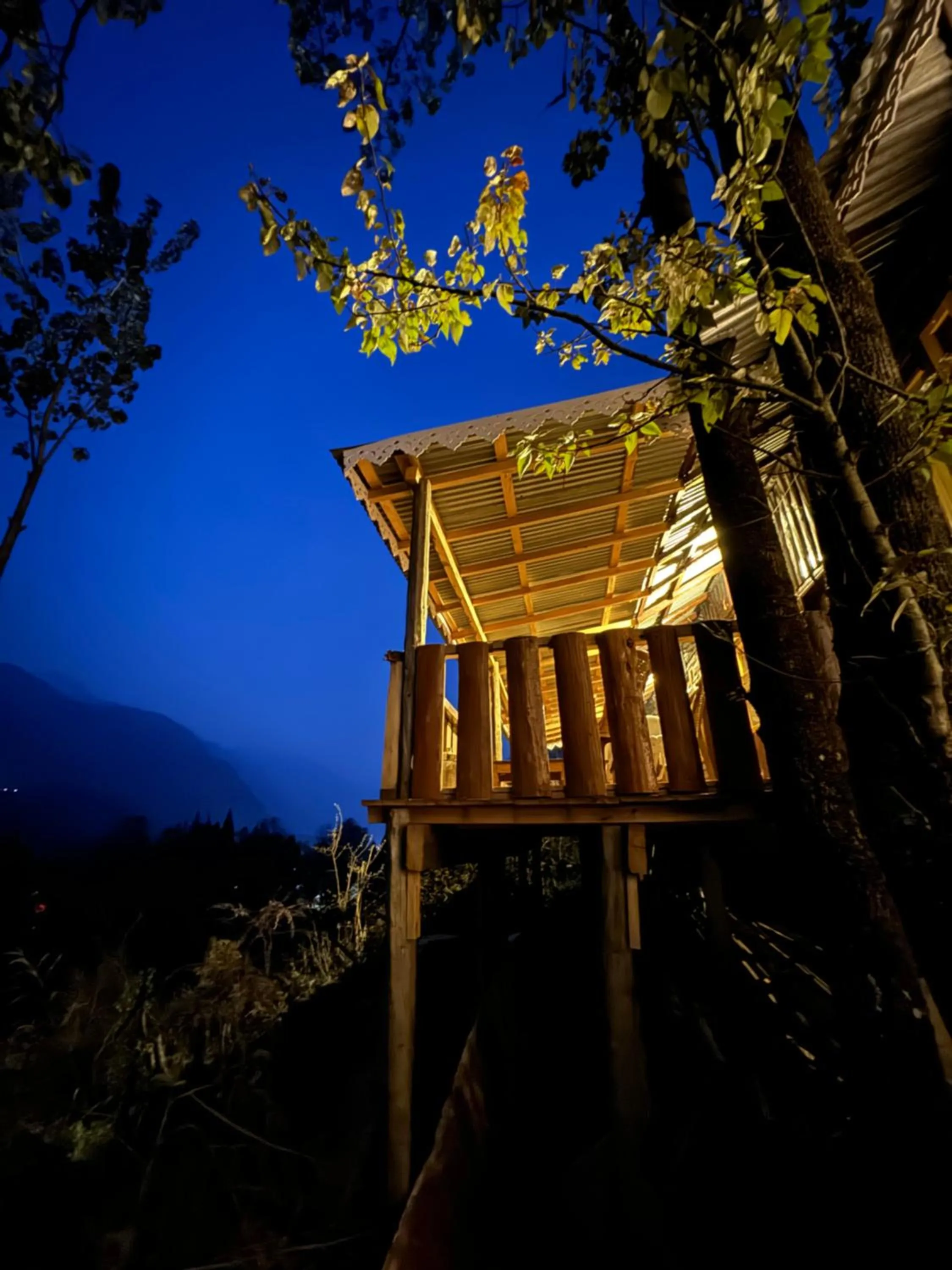 Property building in Apple Valley Cottages Lachung