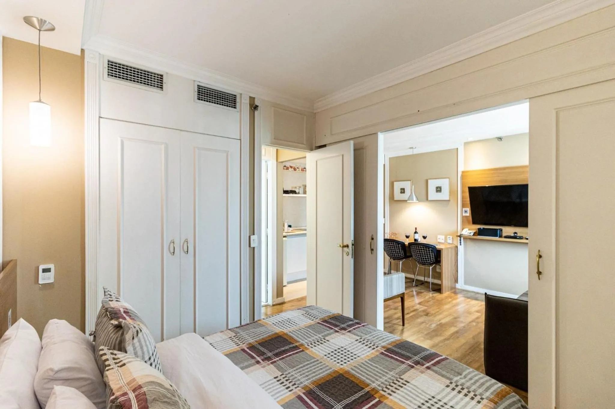View (from property/room), Bed in Kaza Noah The Universe Paulista Bela Vista