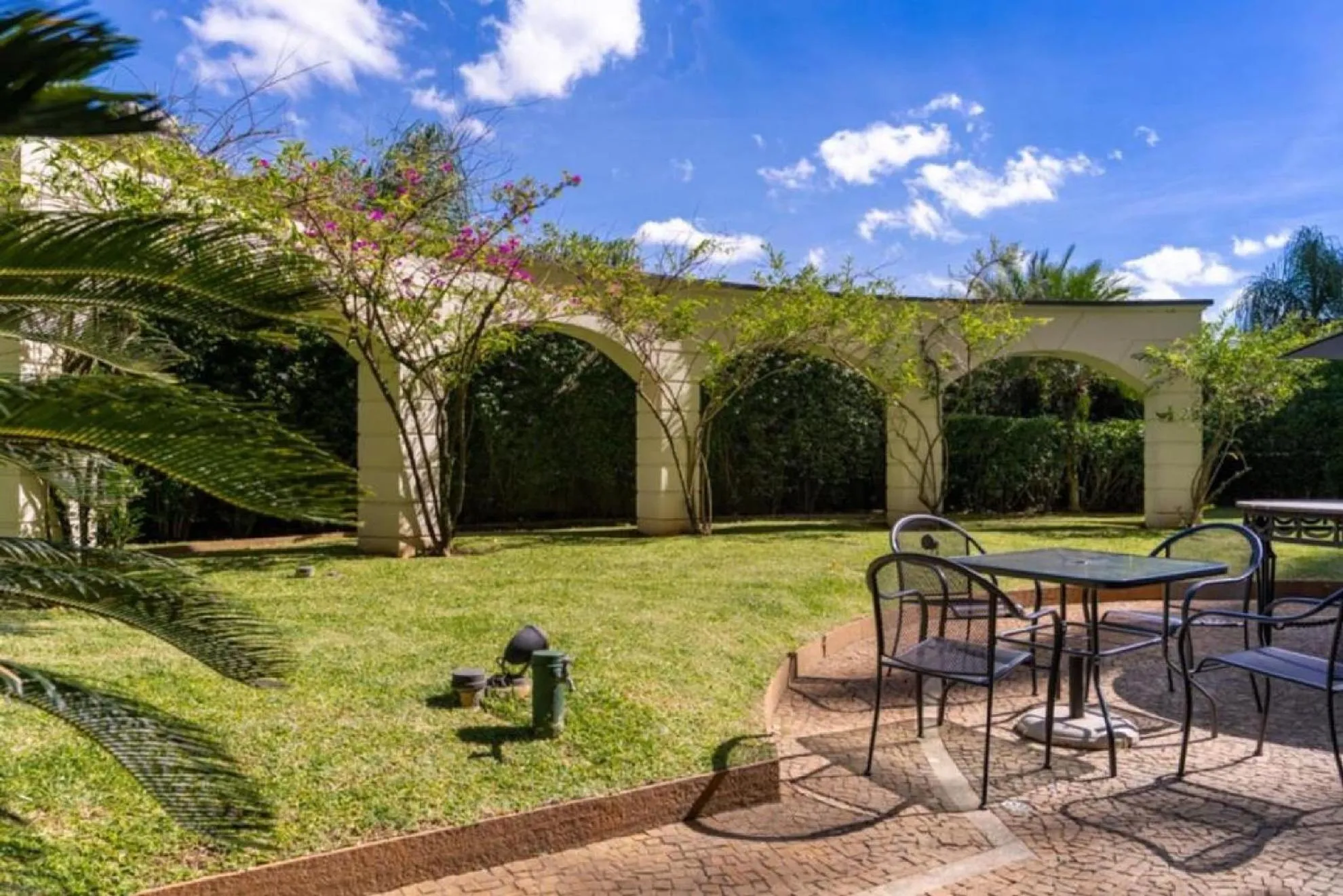 Garden view in Kaza Noah The Universe Paulista Bela Vista