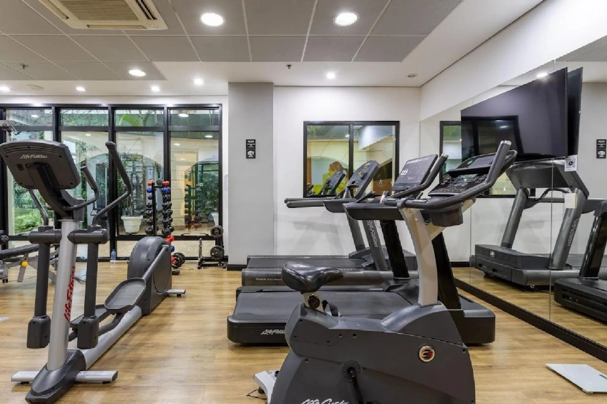 Fitness centre/facilities in Kaza Noah The Universe Paulista Bela Vista