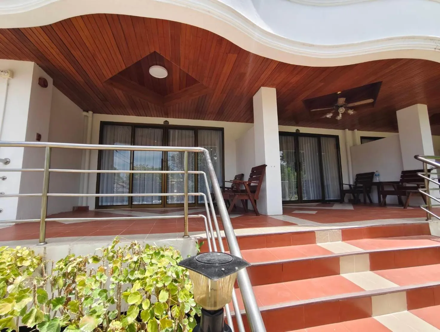 Facade/entrance in Smile Samui Chaweng Beach Front Resort