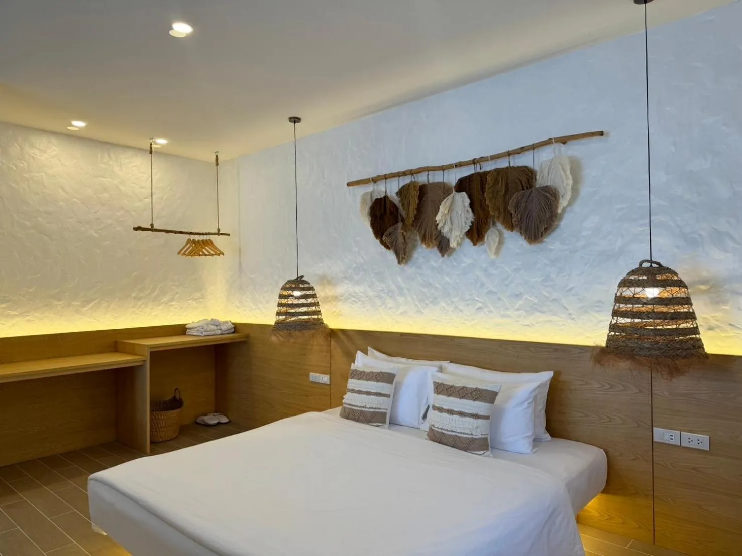 Property building, Bed in Smile Samui Chaweng Beach Front Resort