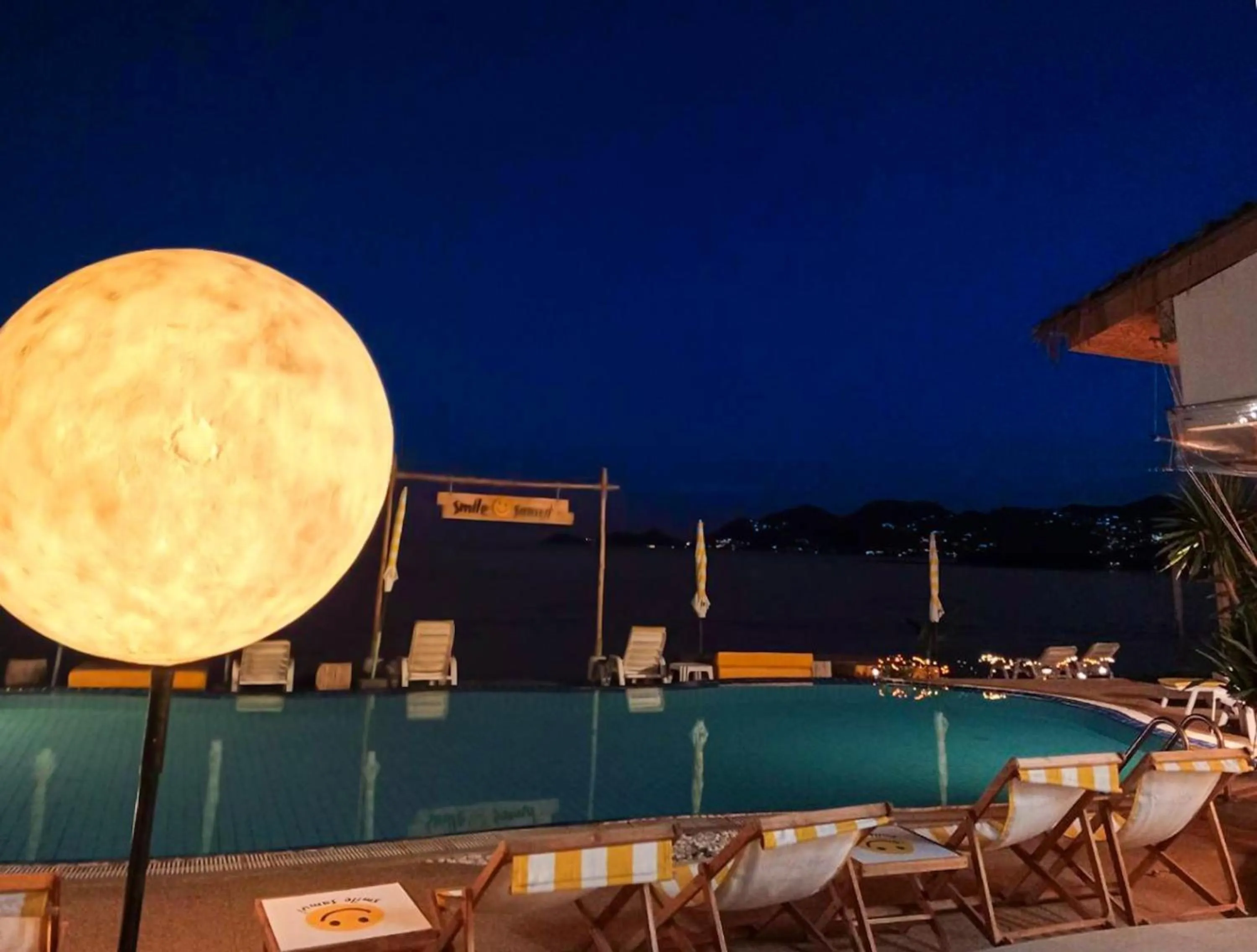 Swimming pool in Smile Samui Chaweng Beach Front Resort