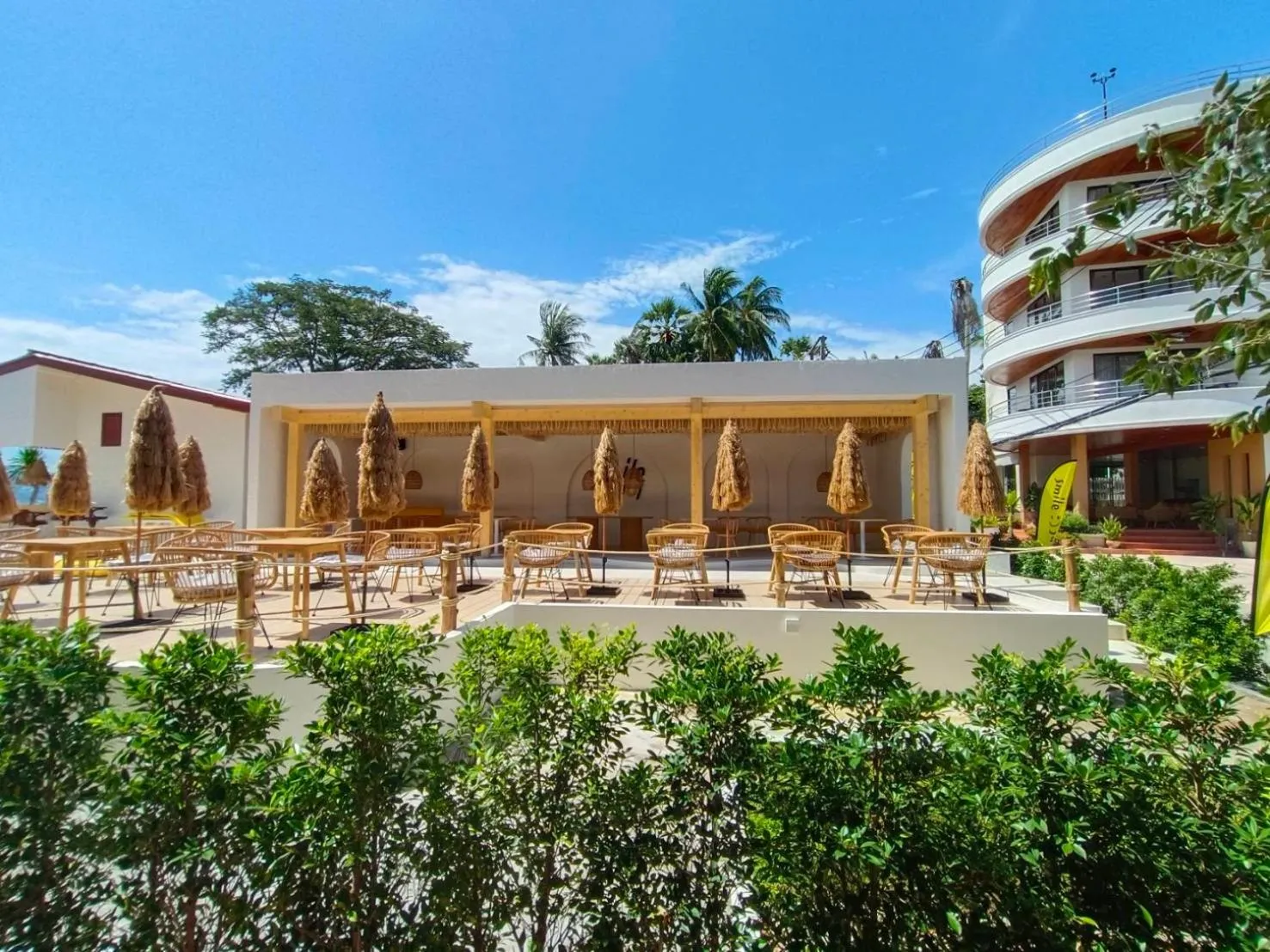 Restaurant/places to eat in Smile Samui Chaweng Beach Front Resort