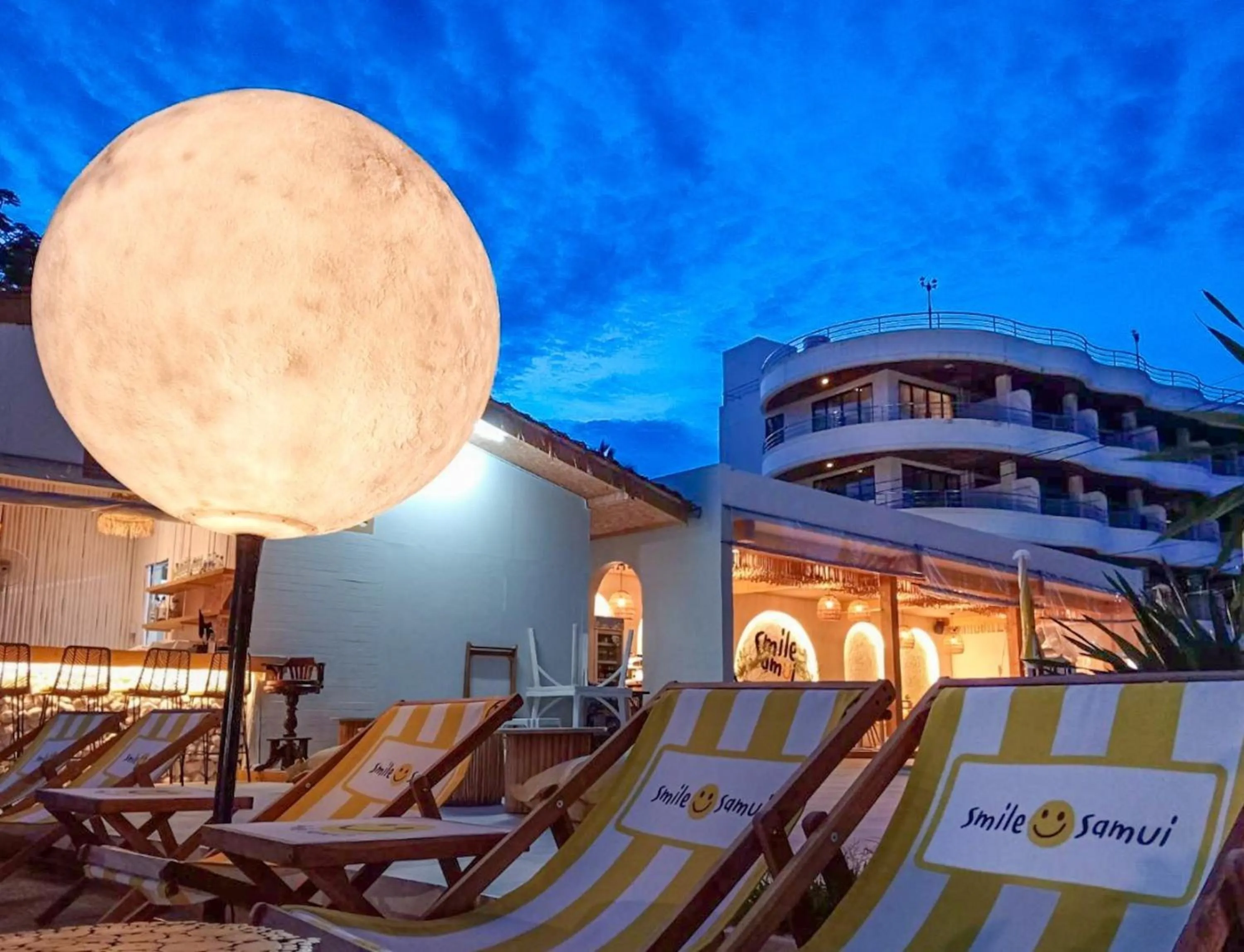 Property building in Smile Samui Chaweng Beach Front Resort