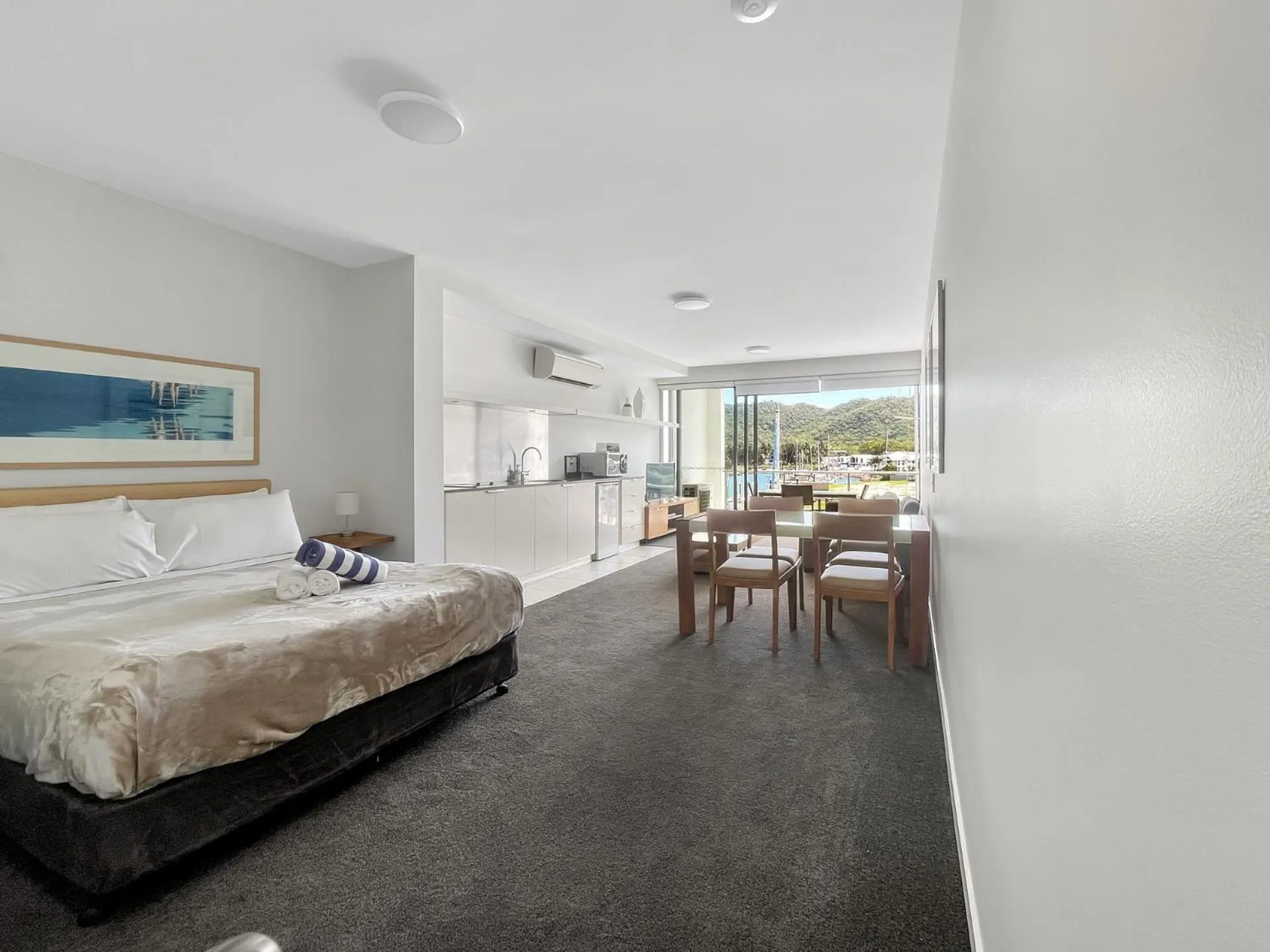 Bed in Blue on Blue Superior Studio Room 1351