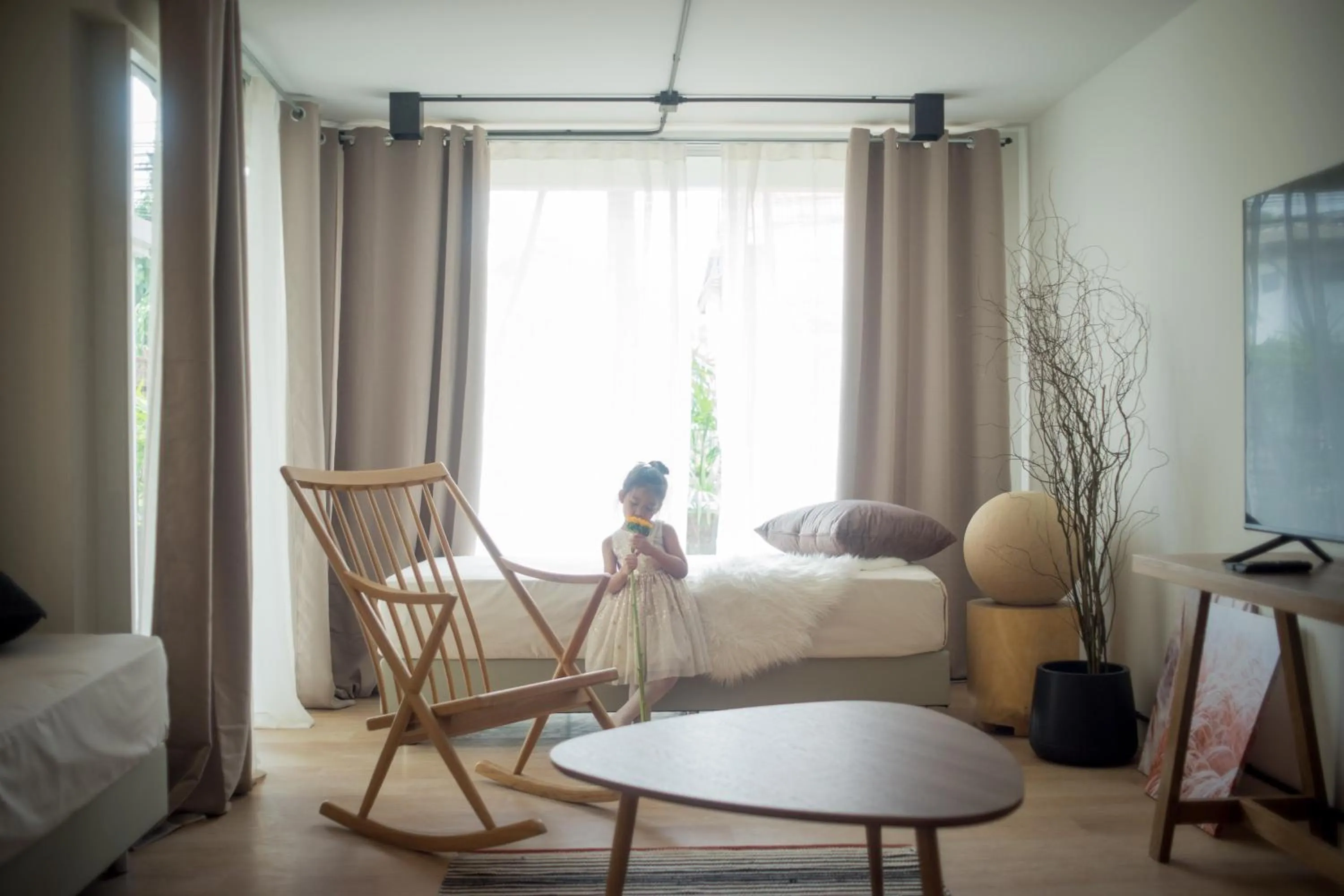 Living room in Mini-Me HUBS, Charm Suites & Pool in Old City