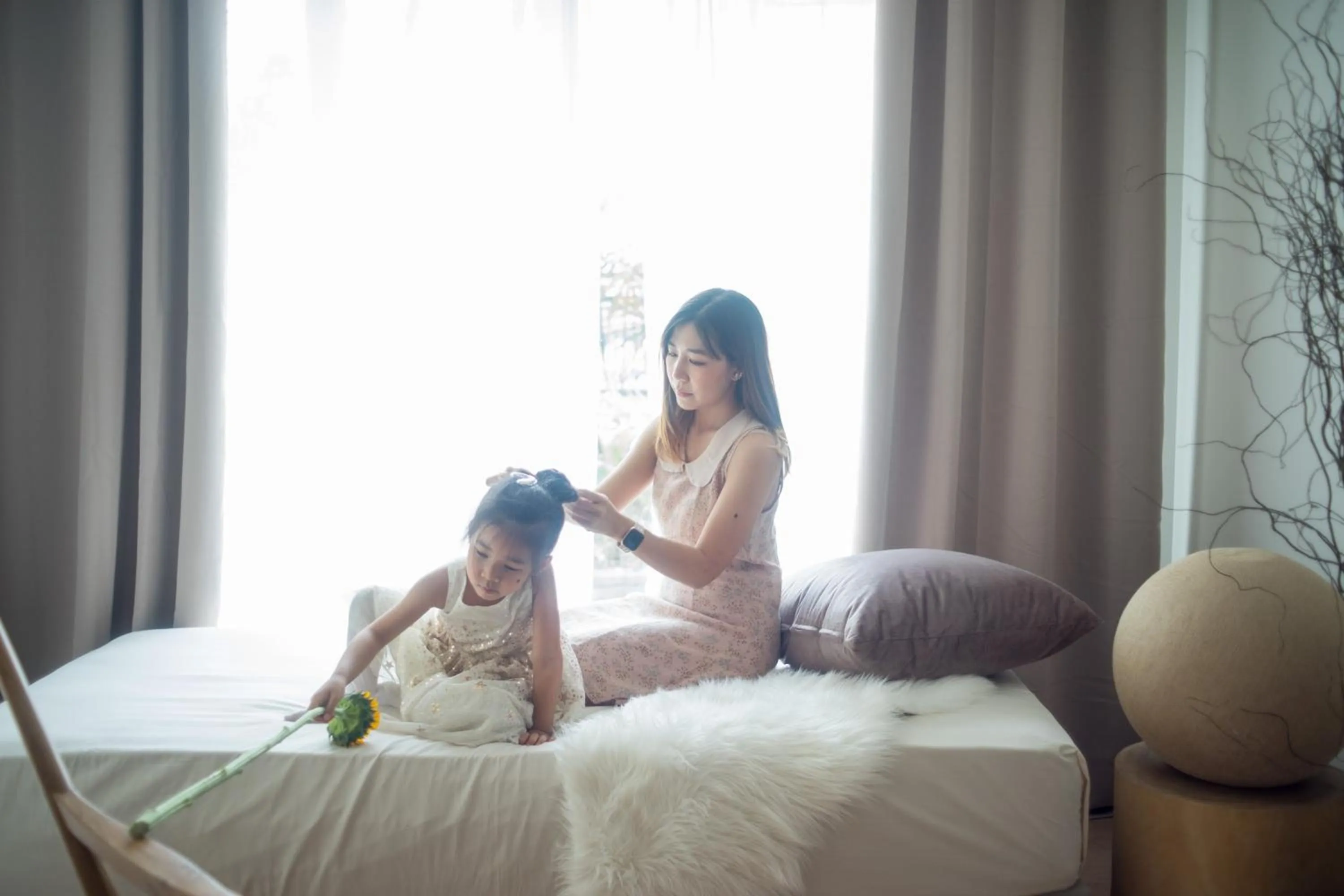 People in Mini-Me HUBS, Charm Suites & Pool in Old City