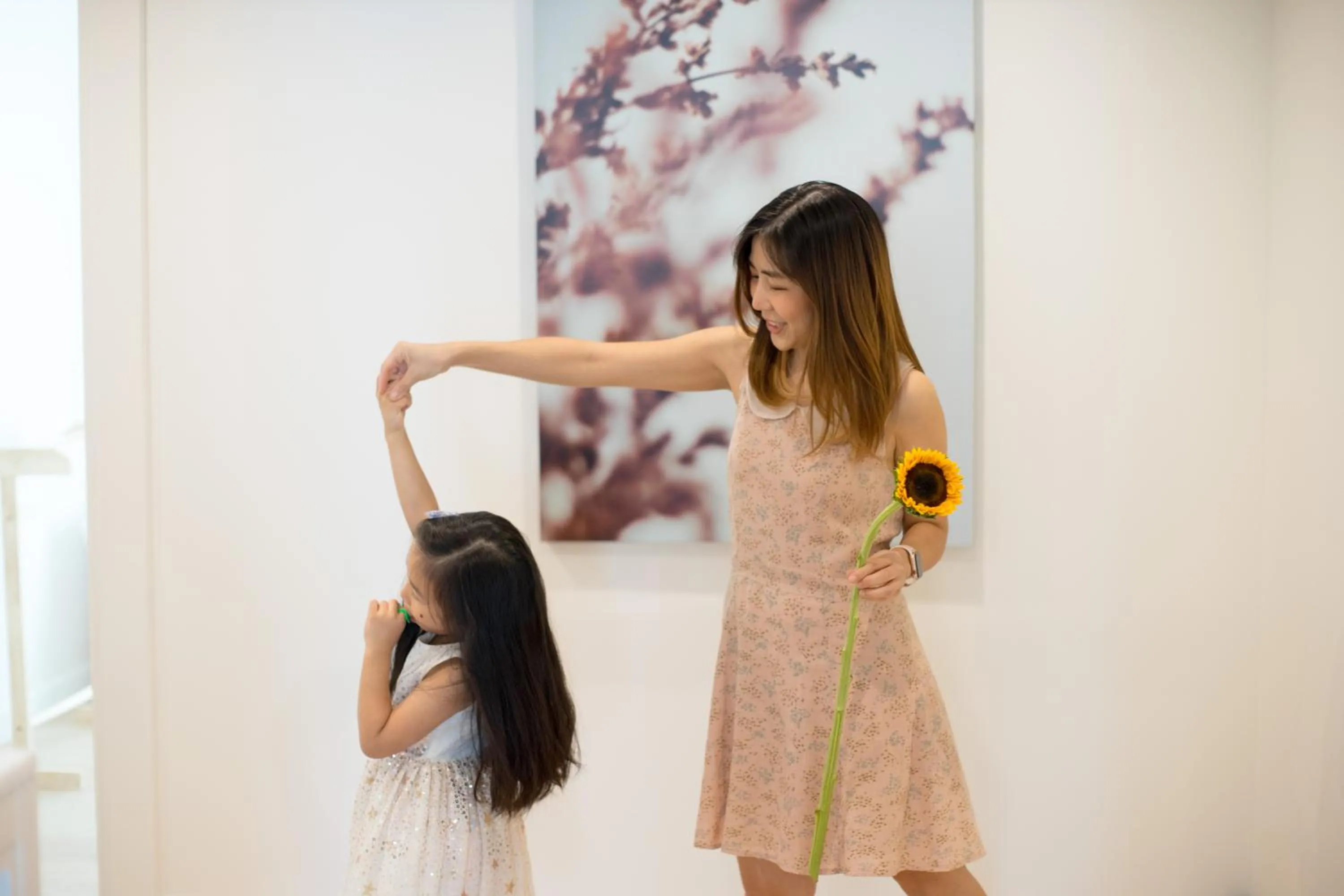 People in Mini-Me HUBS, Charm Suites & Pool in Old City