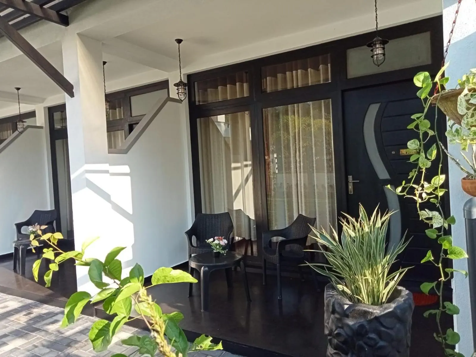 Patio in Airport Faith Hotel