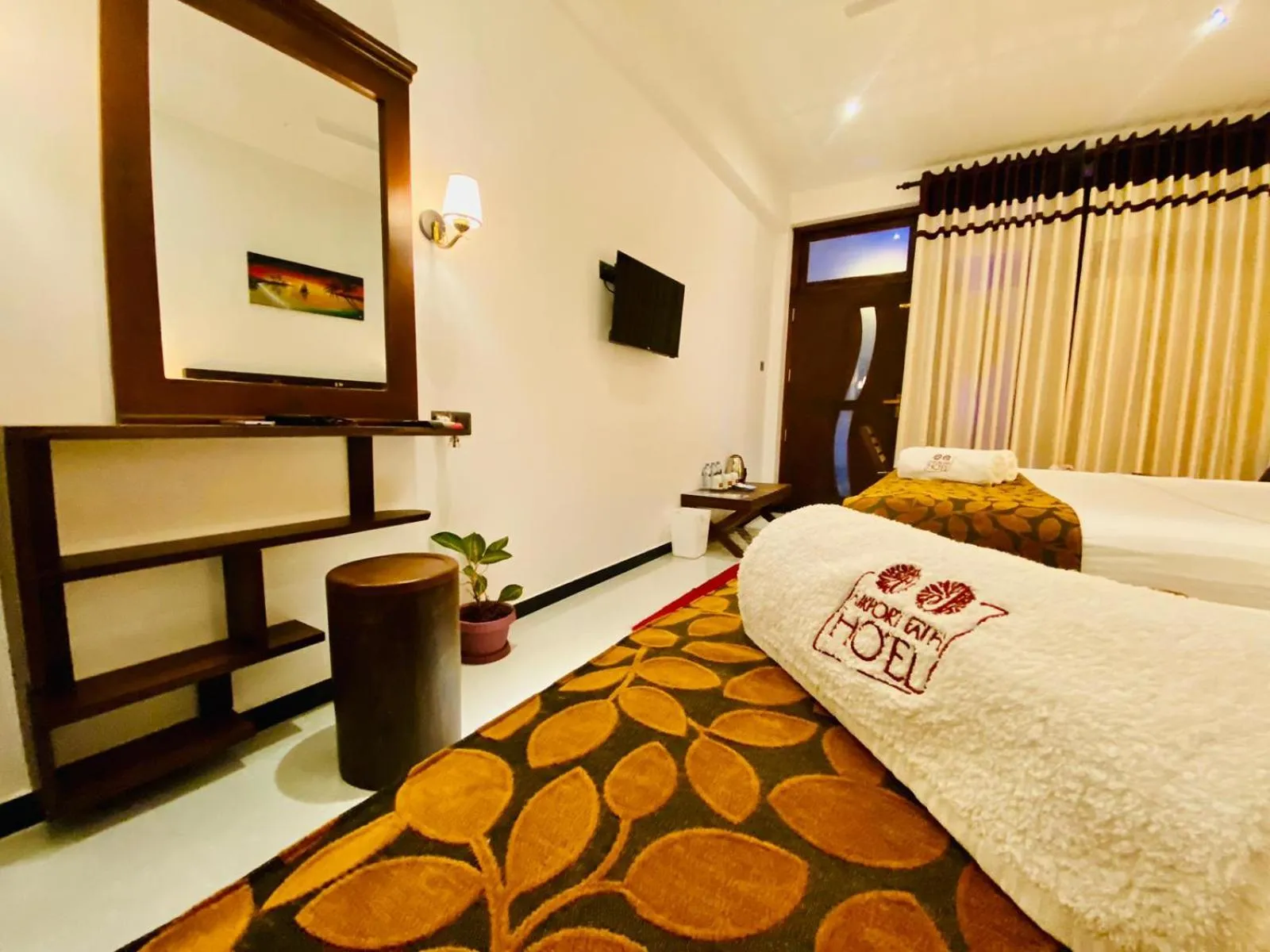 TV and multimedia, Bed in Airport Faith Hotel