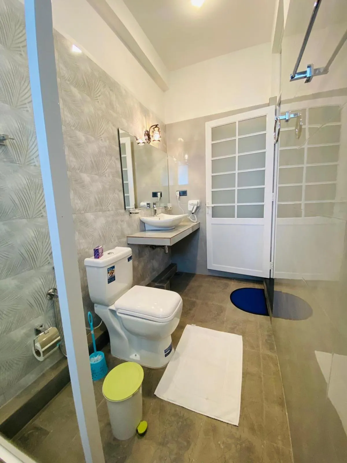 Bathroom in Airport Faith Hotel