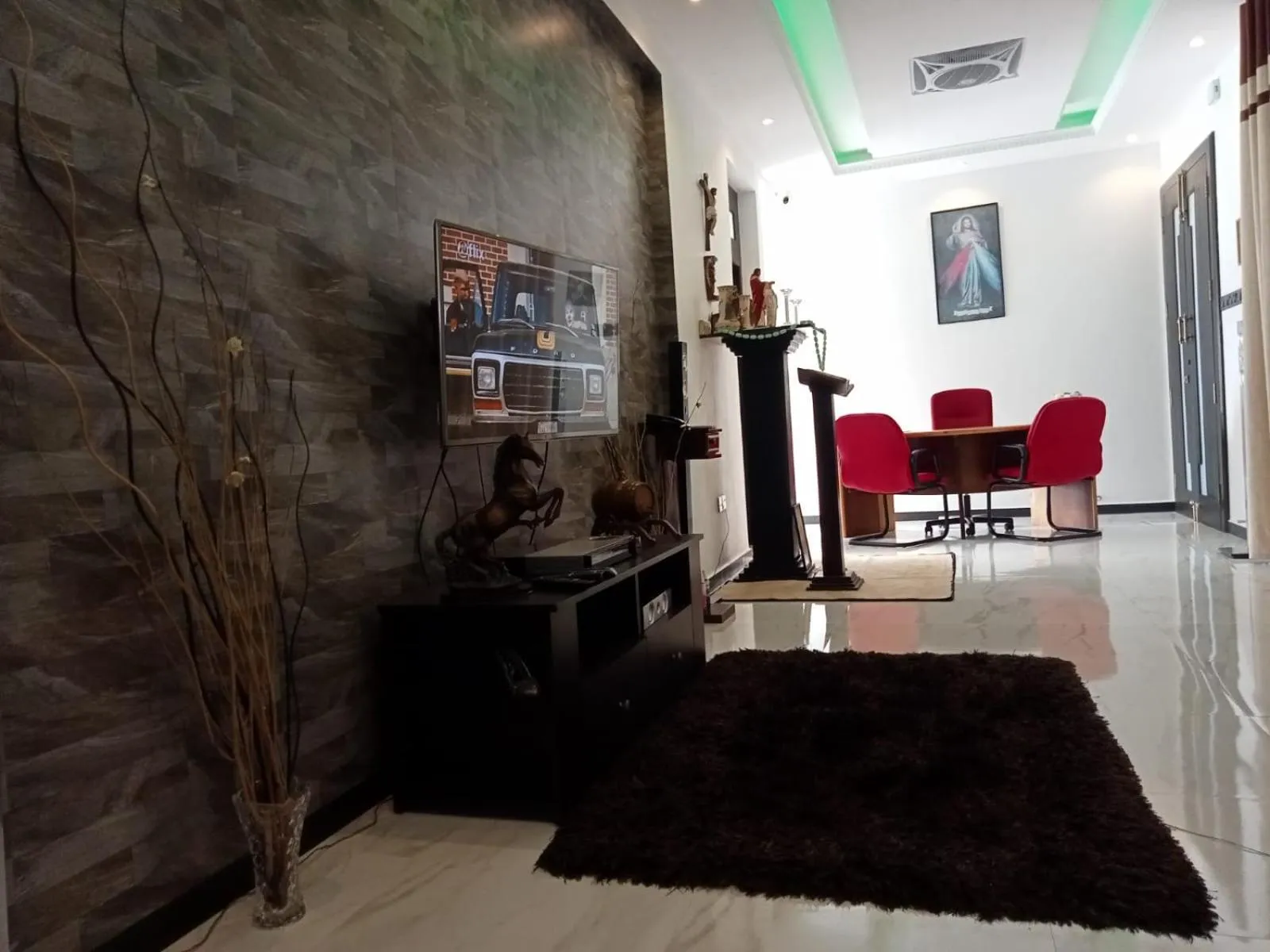 Lobby or reception in Airport Faith Hotel