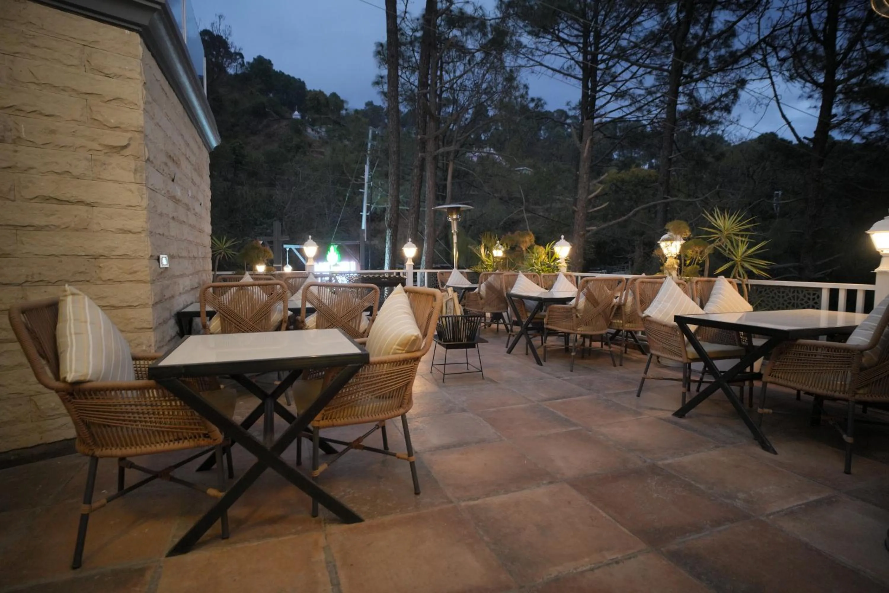 Restaurant/places to eat in Oakhill Resorts