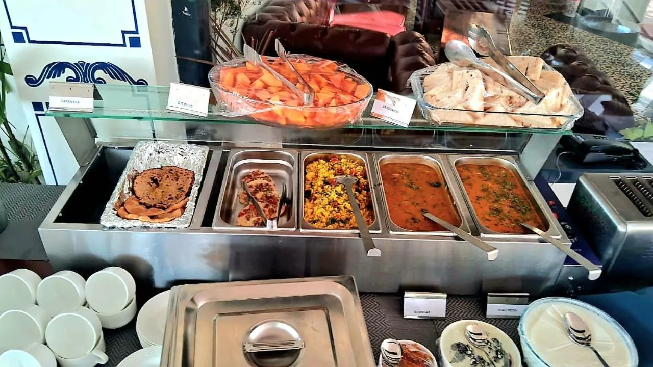 Breakfast in Oakhill Resorts