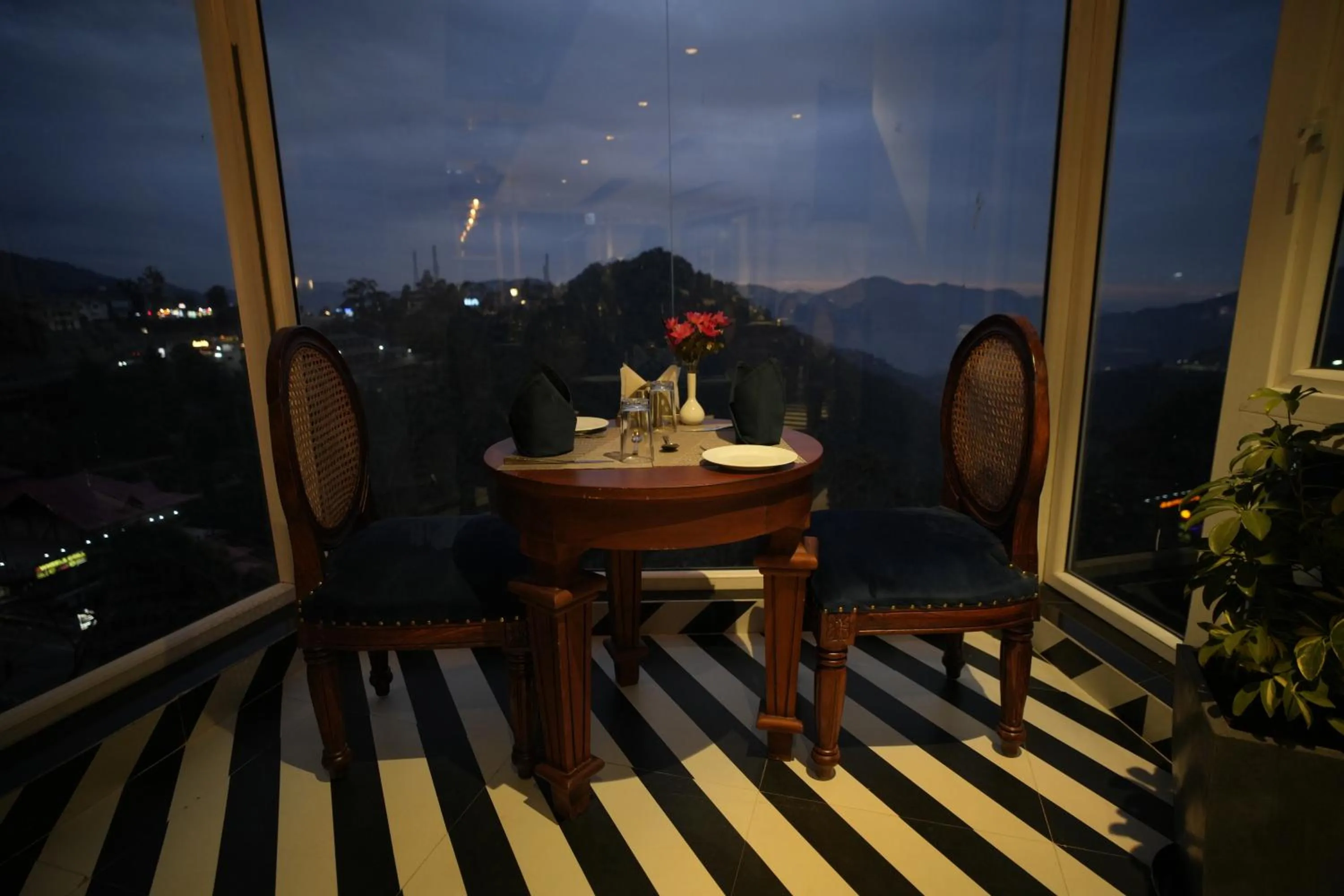 Restaurant/places to eat in Oakhill Resorts