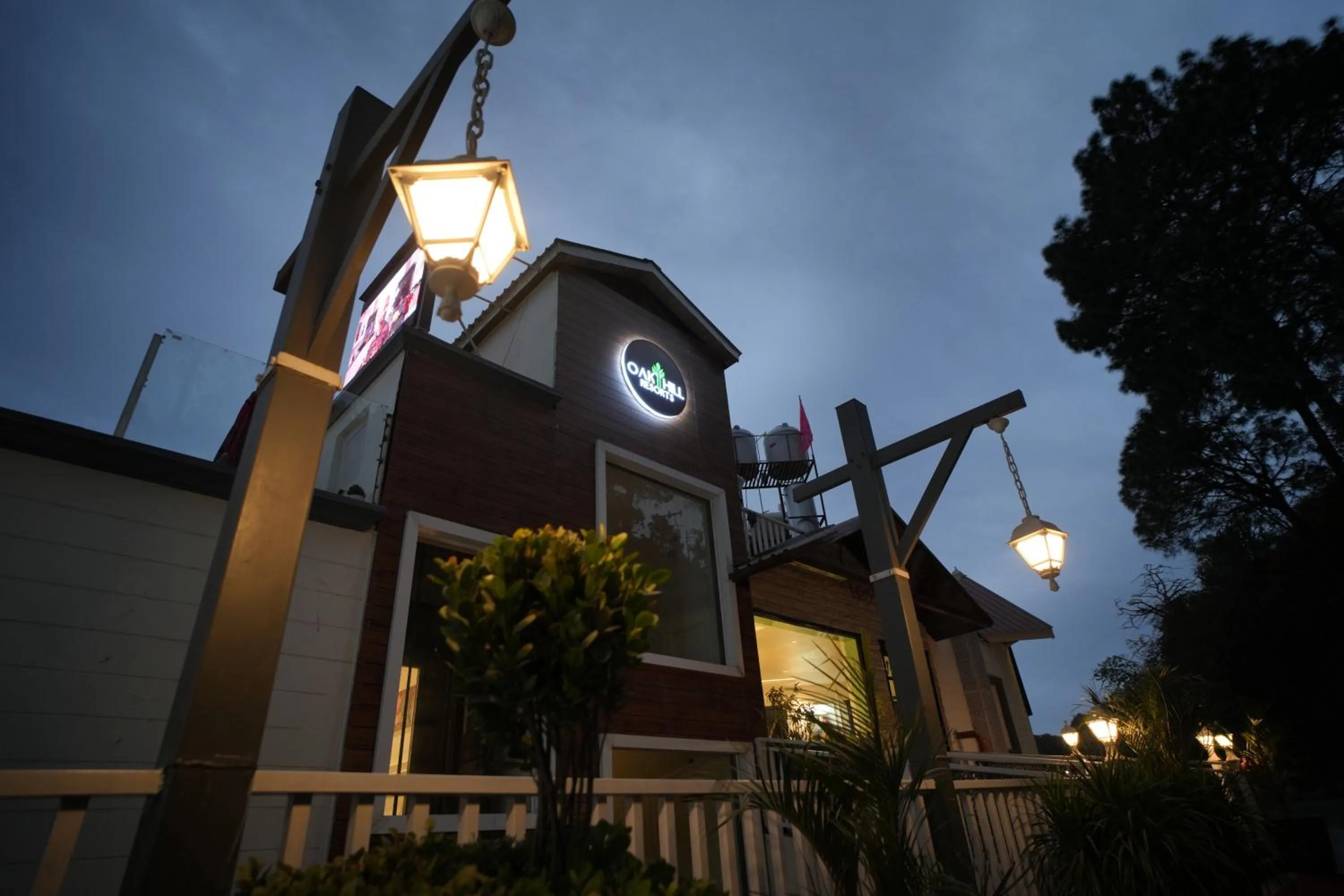 Property building in Oakhill Resorts