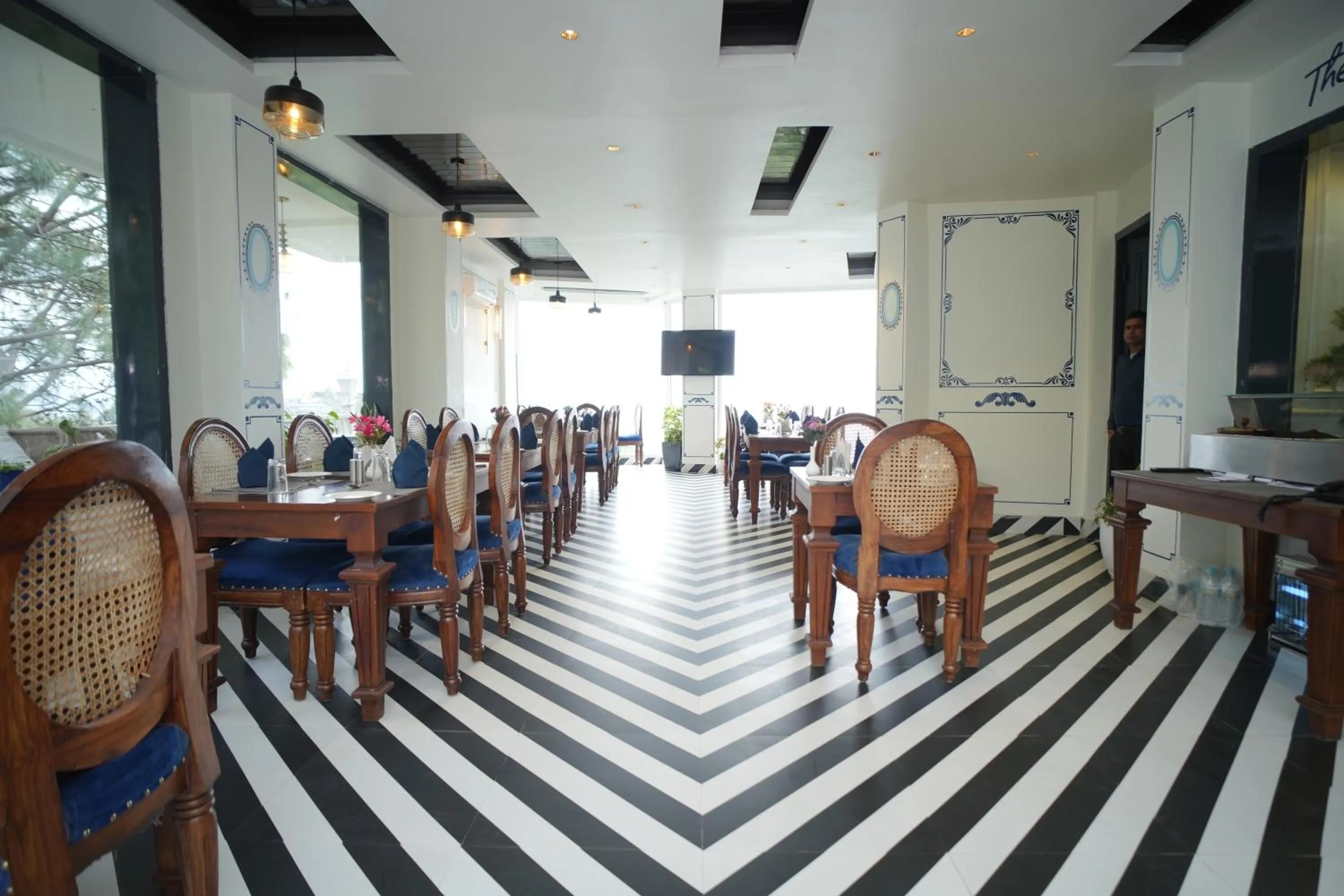 Restaurant/places to eat in Oakhill Resorts