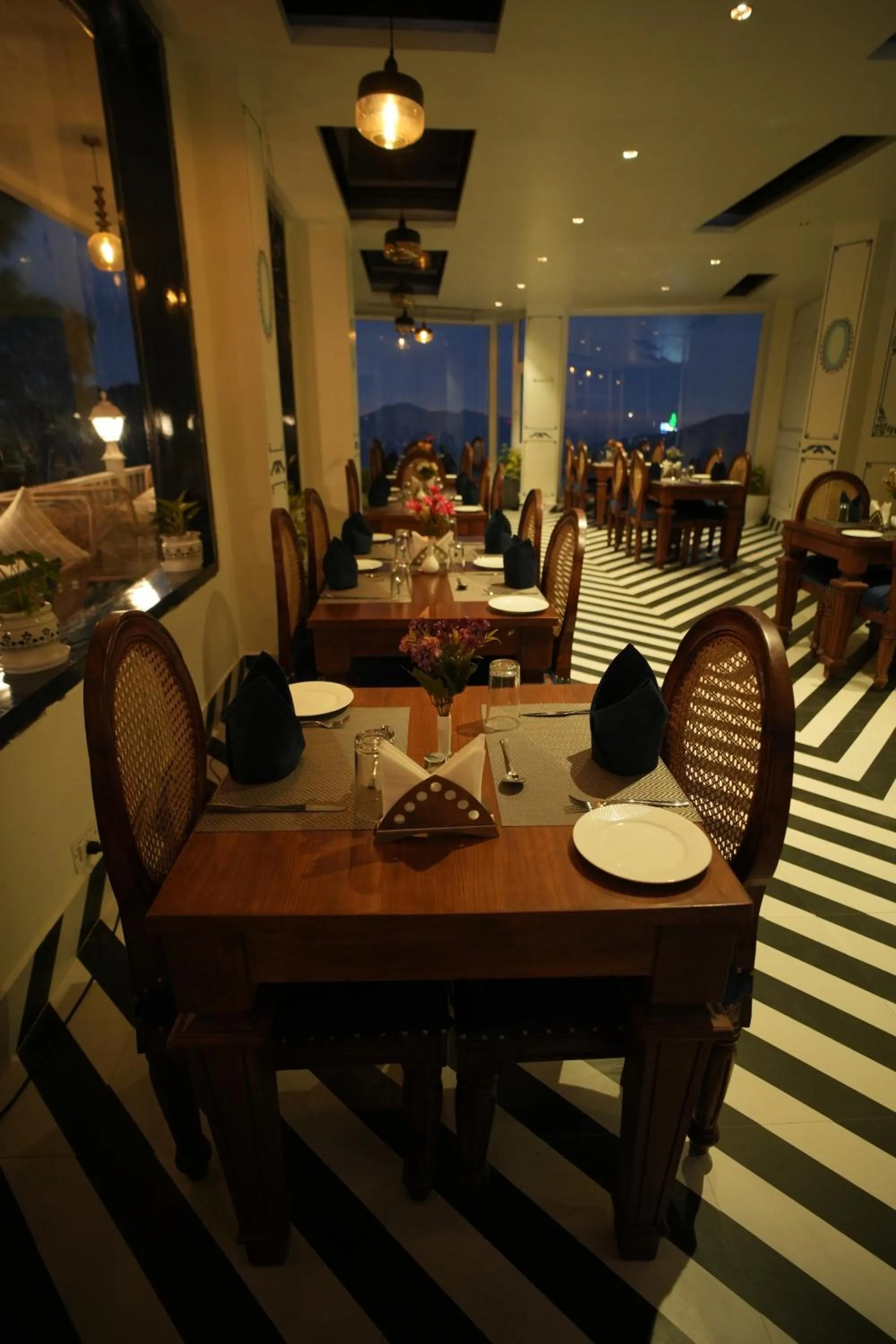 Restaurant/places to eat in Oakhill Resorts