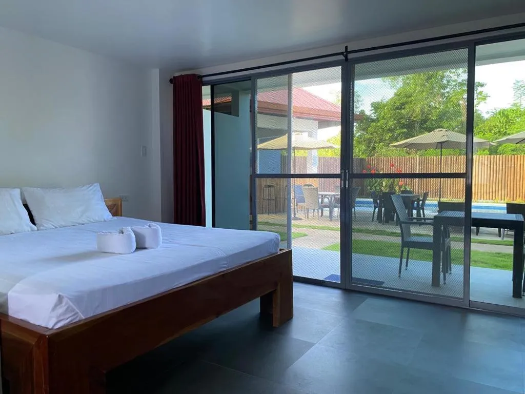 Pool view, Bed in Malipaj Apartments