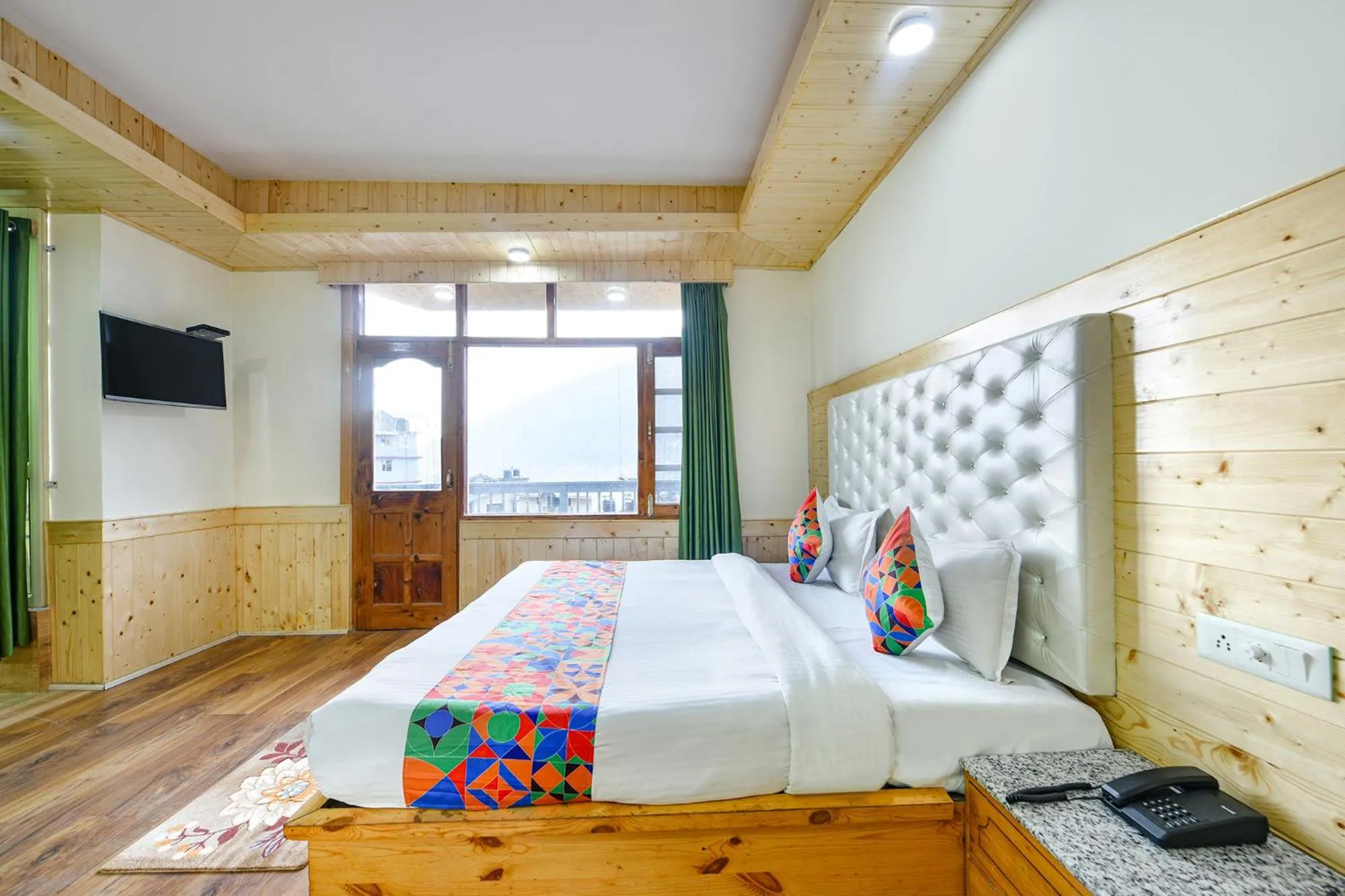 Bed in FabHotel Rigzin Nest Cottage