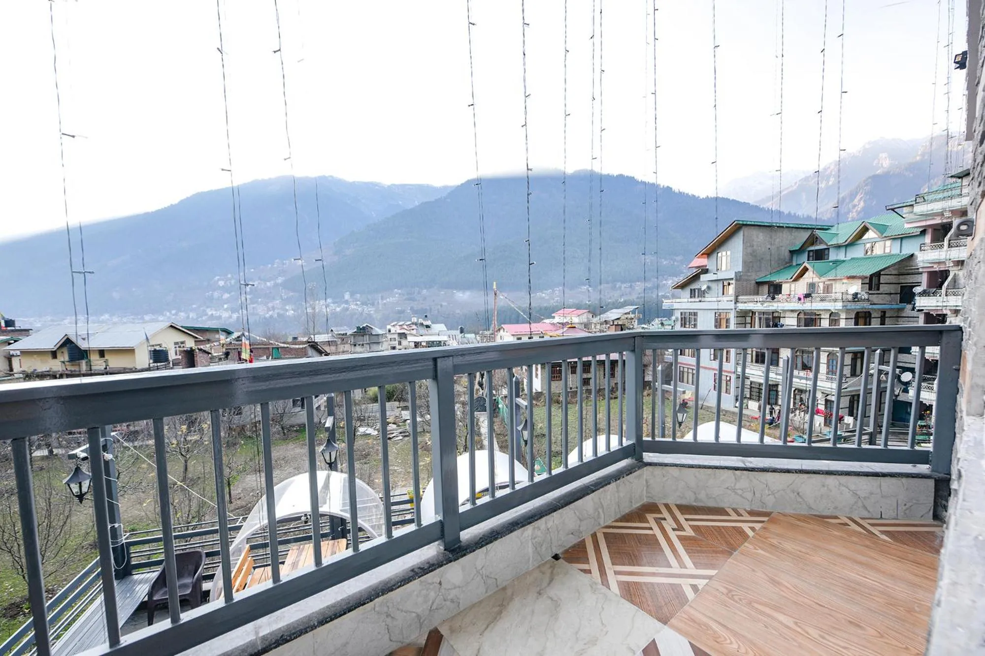 Balcony/Terrace in FabHotel Rigzin Nest Cottage