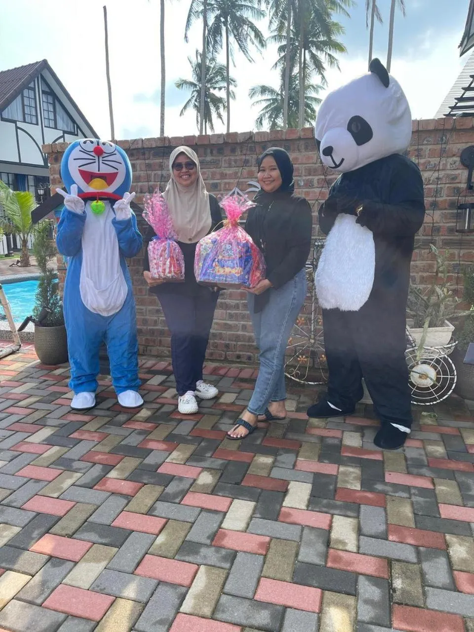 Day in BERUNTUNG KE BARI RESORT @ PANTAI PENARIK