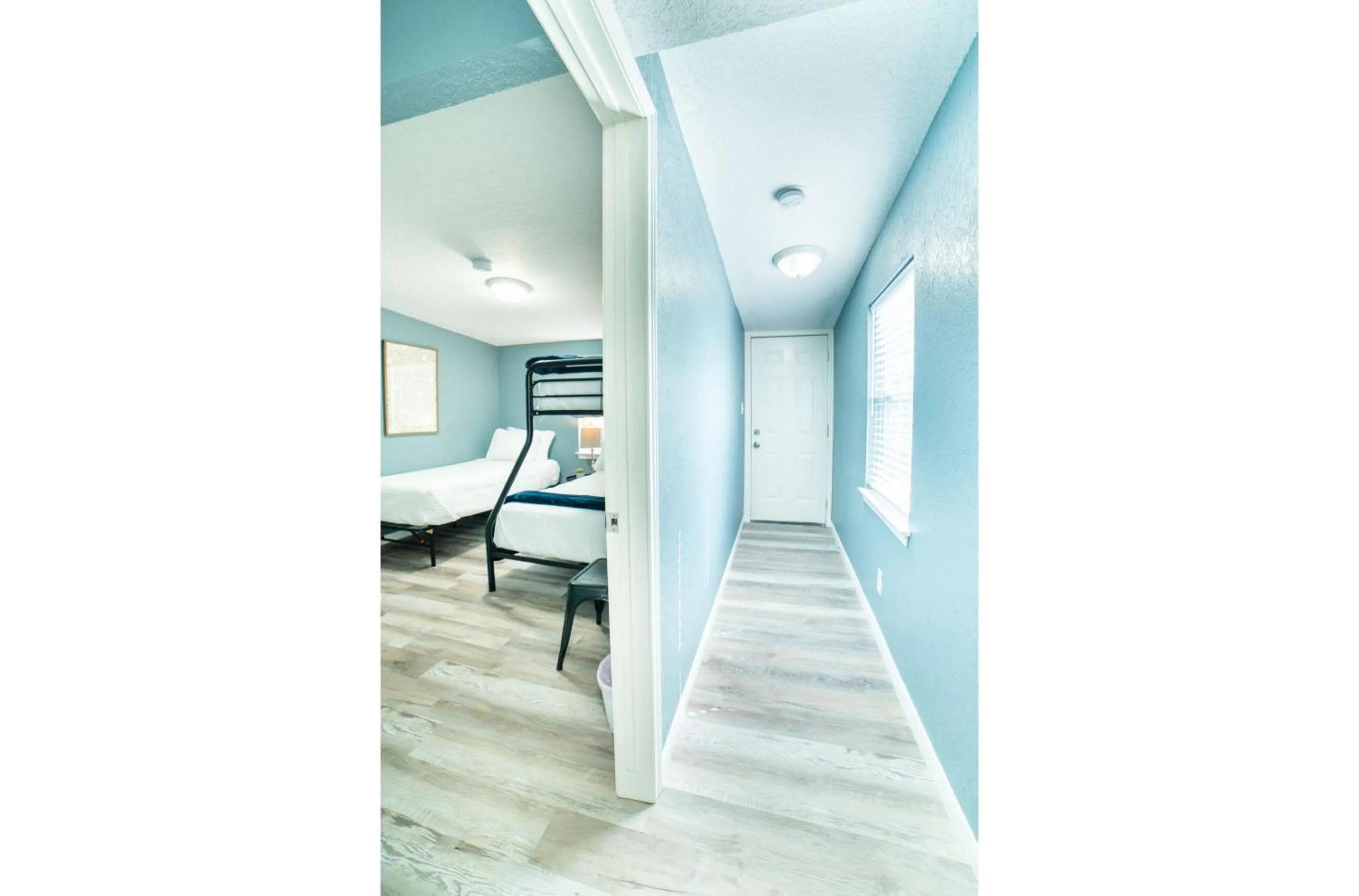 Other in Fascinating 2BR1BA Near Festive DT and Riverwalk