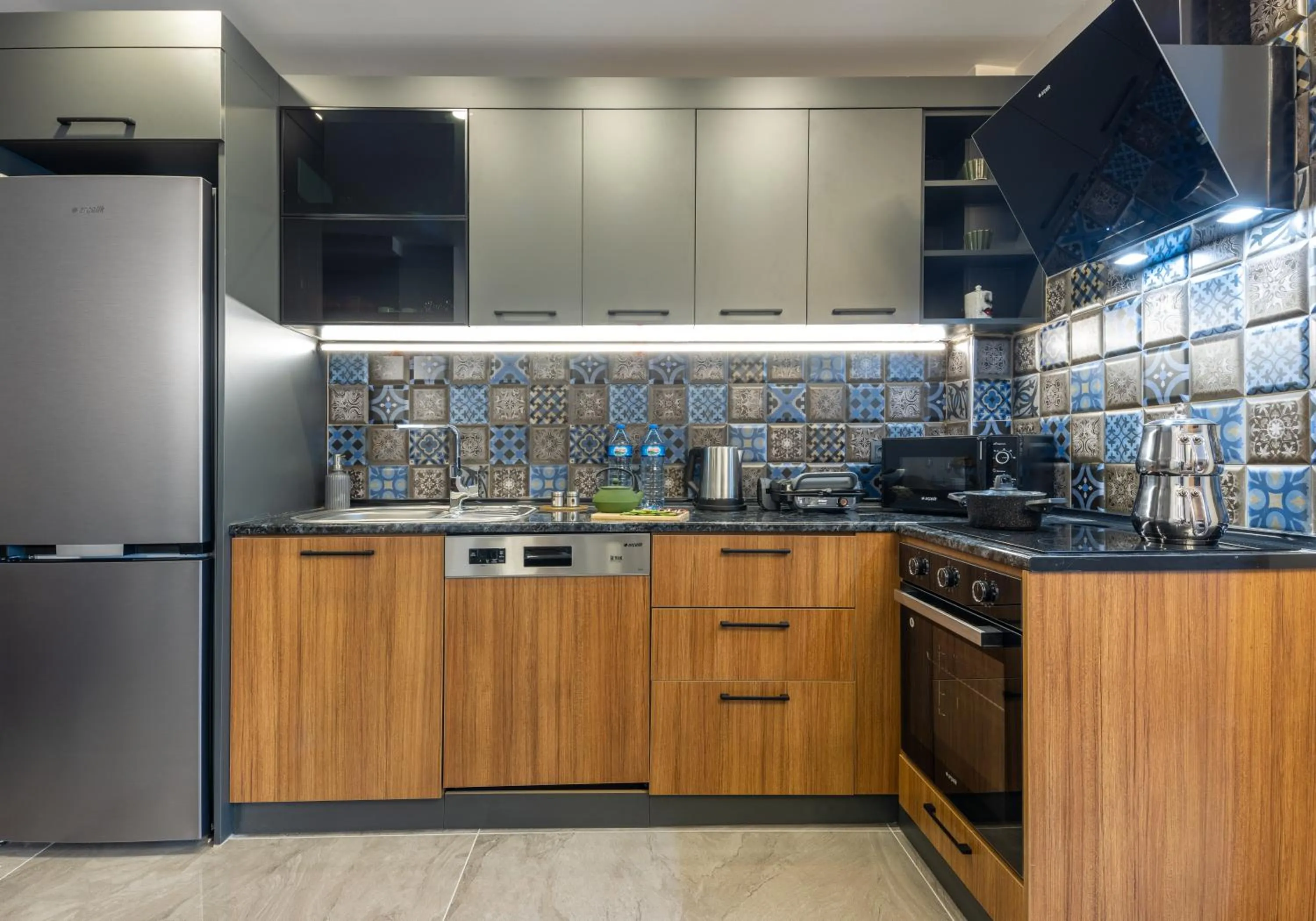 Kitchen or kitchenette in Baymari Suites Design Florya