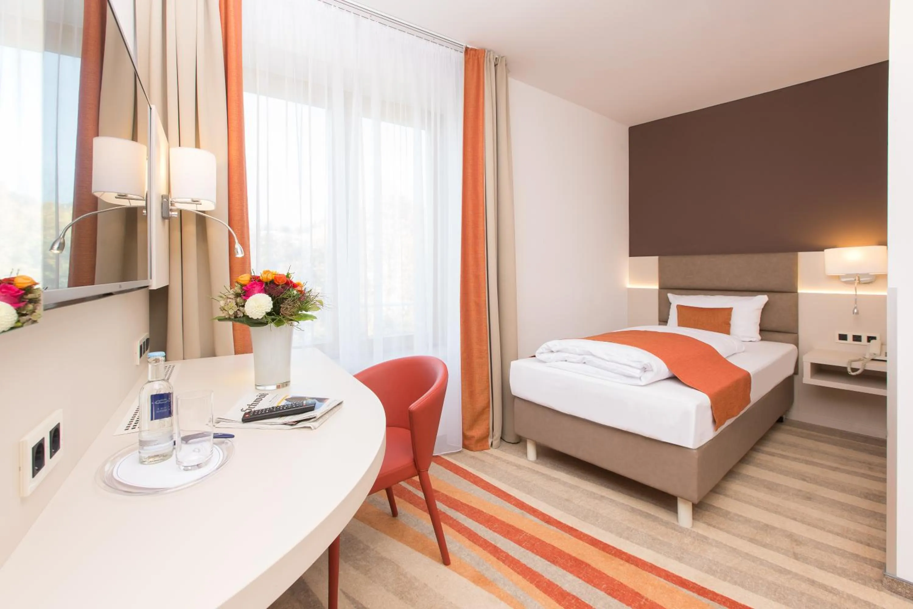 Photo of the whole room, Bed in Hotel Kapuzinerhof