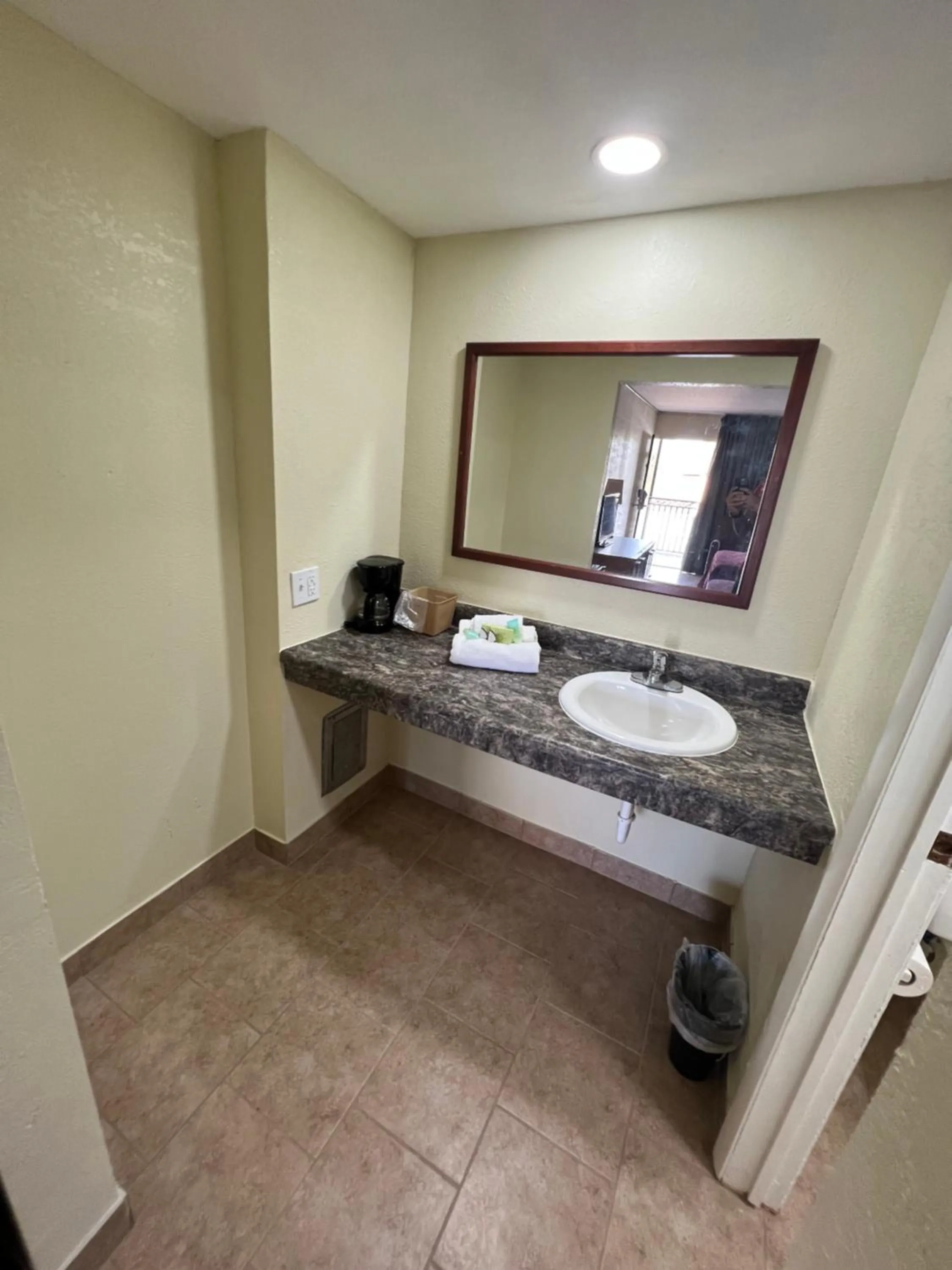 Bathroom in River Palm Hotel