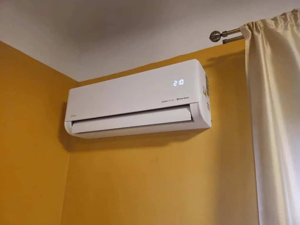 Unique Mailo cottage