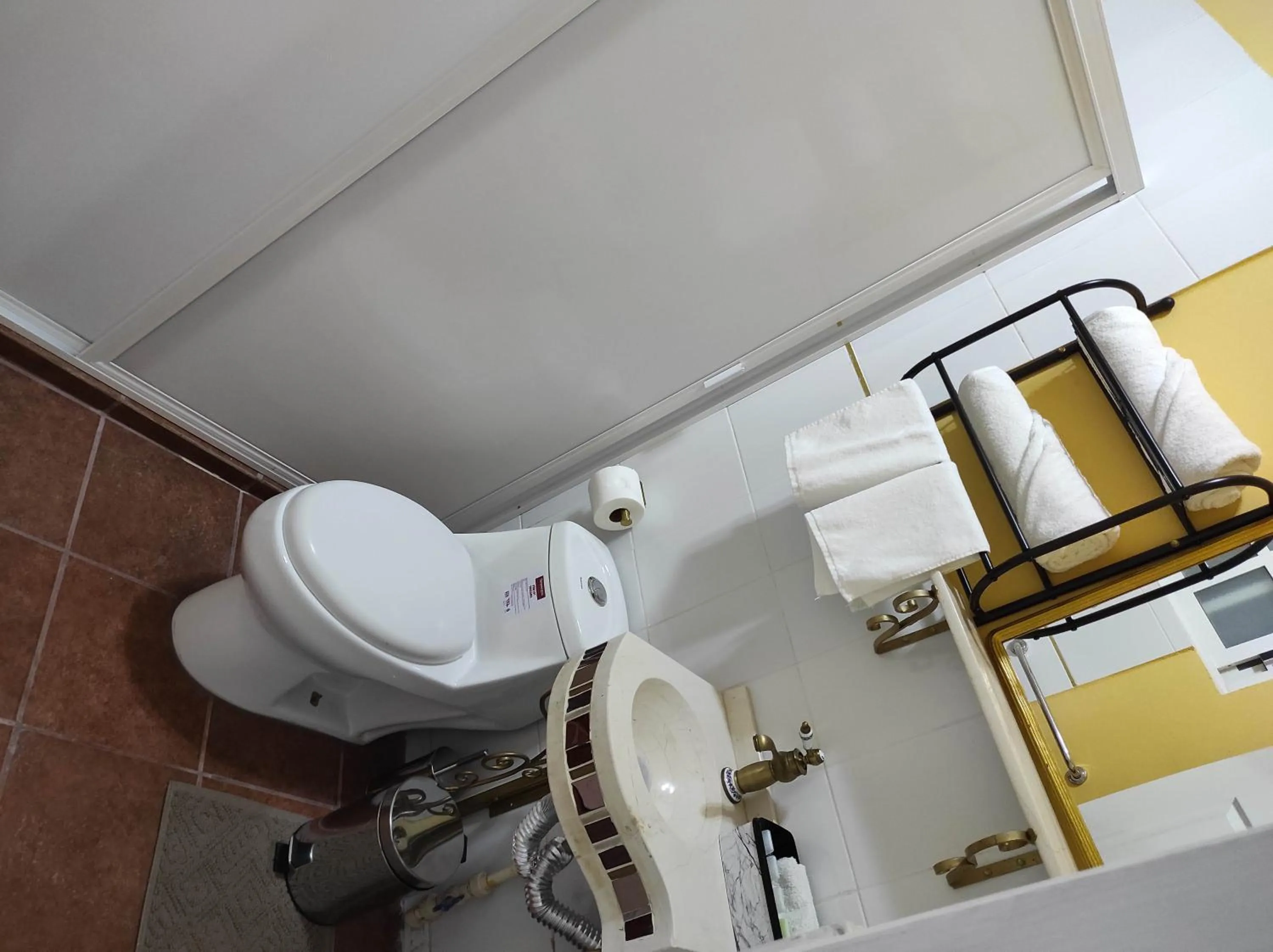 Toilet in Hotel Boutique Casona Mashei