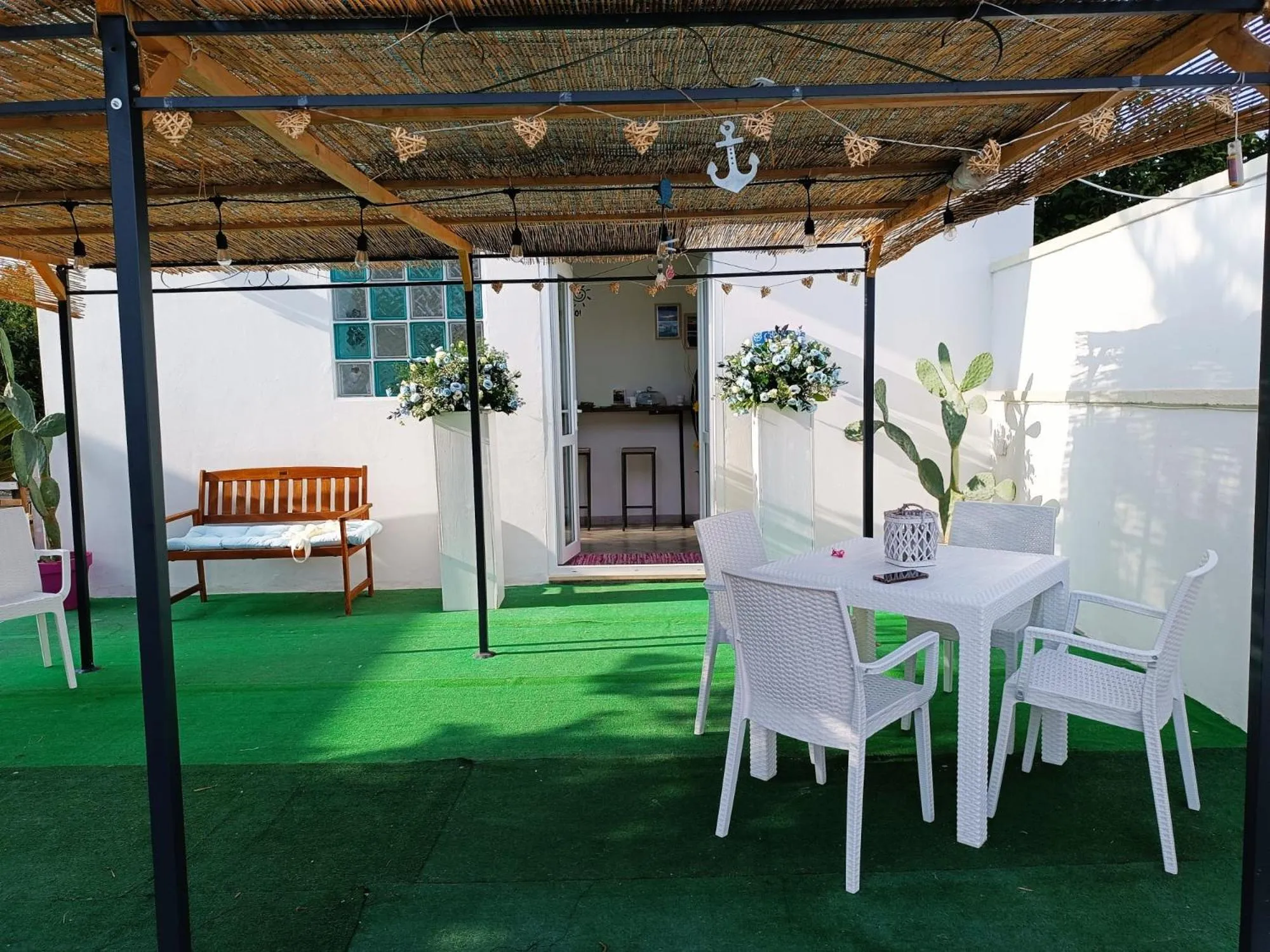 Patio in B&B il MENHIR