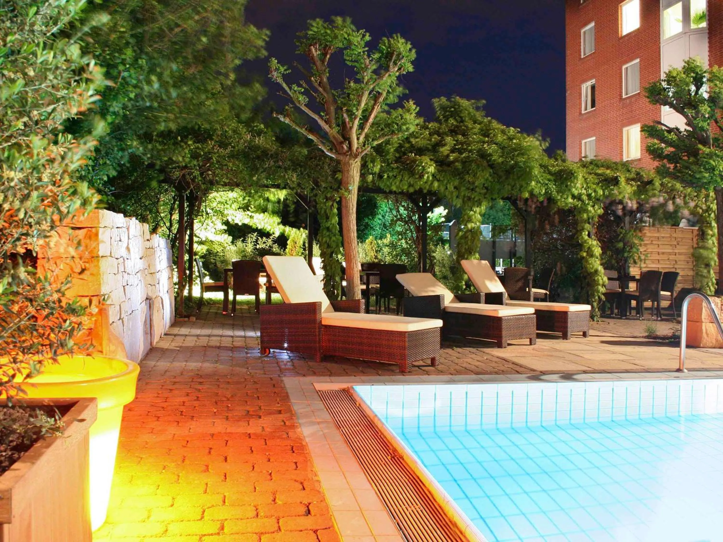 Pool view in Mercure Hotel Hannover Medical Park