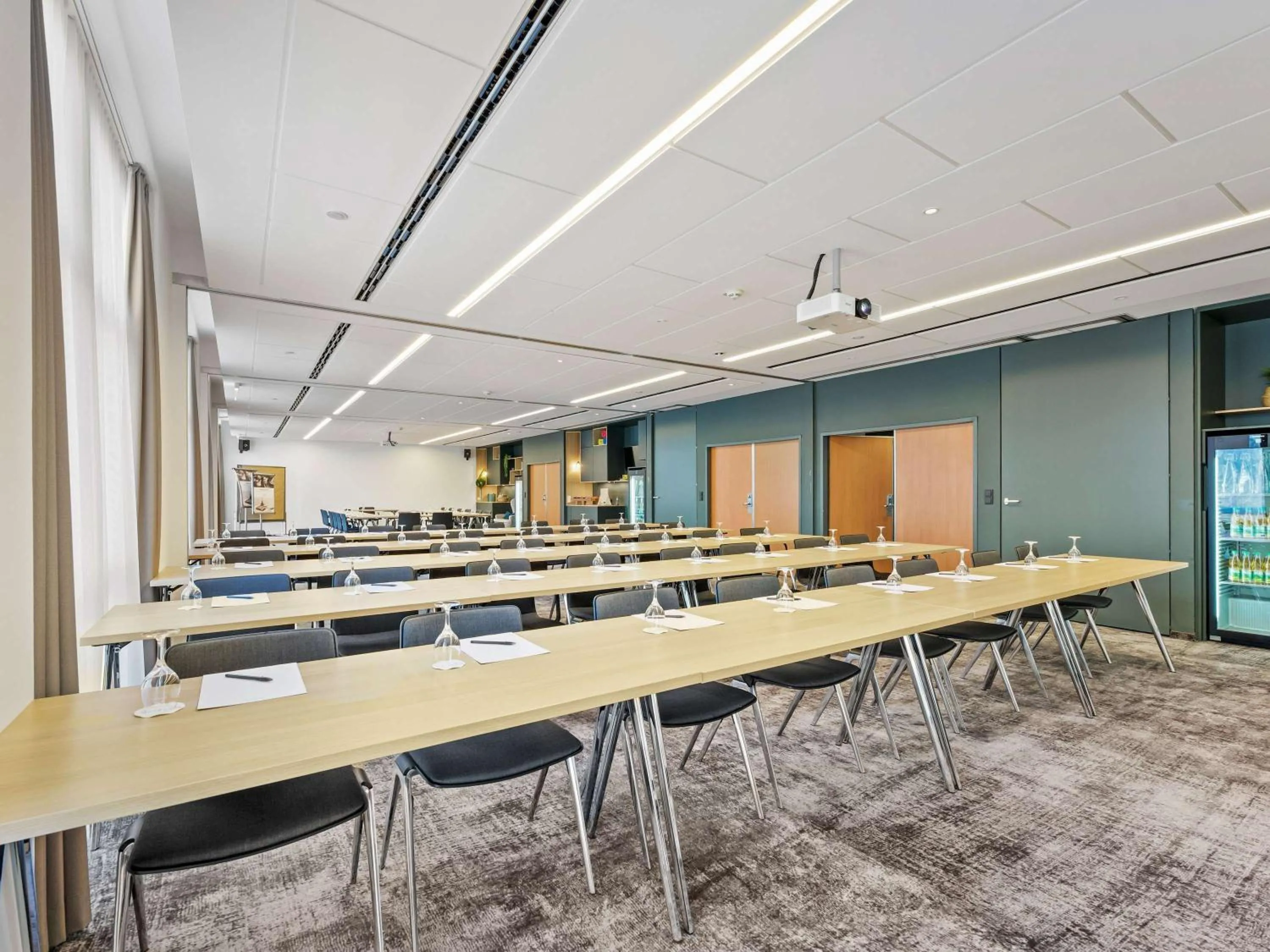 Meeting/conference room in Mercure Hotel Hannover Medical Park