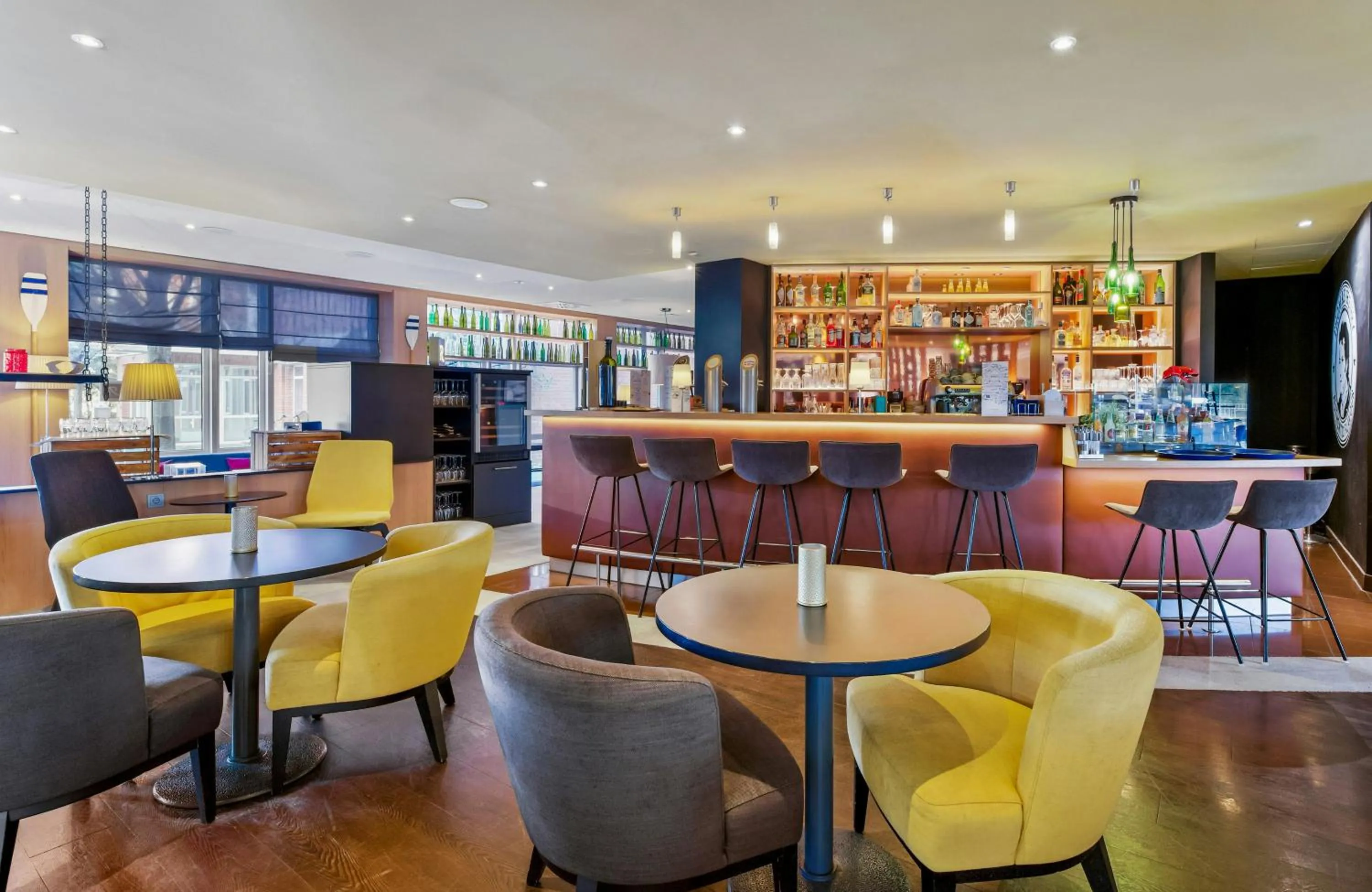 Lounge or bar in Leonardo Hotel Hannover Medical Park