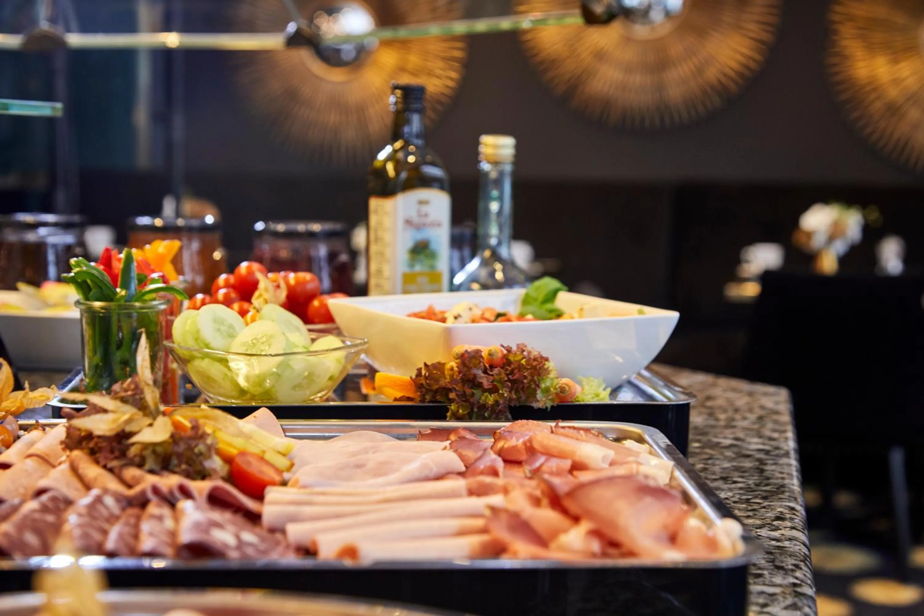 Buffet breakfast in Das Carls Hotel