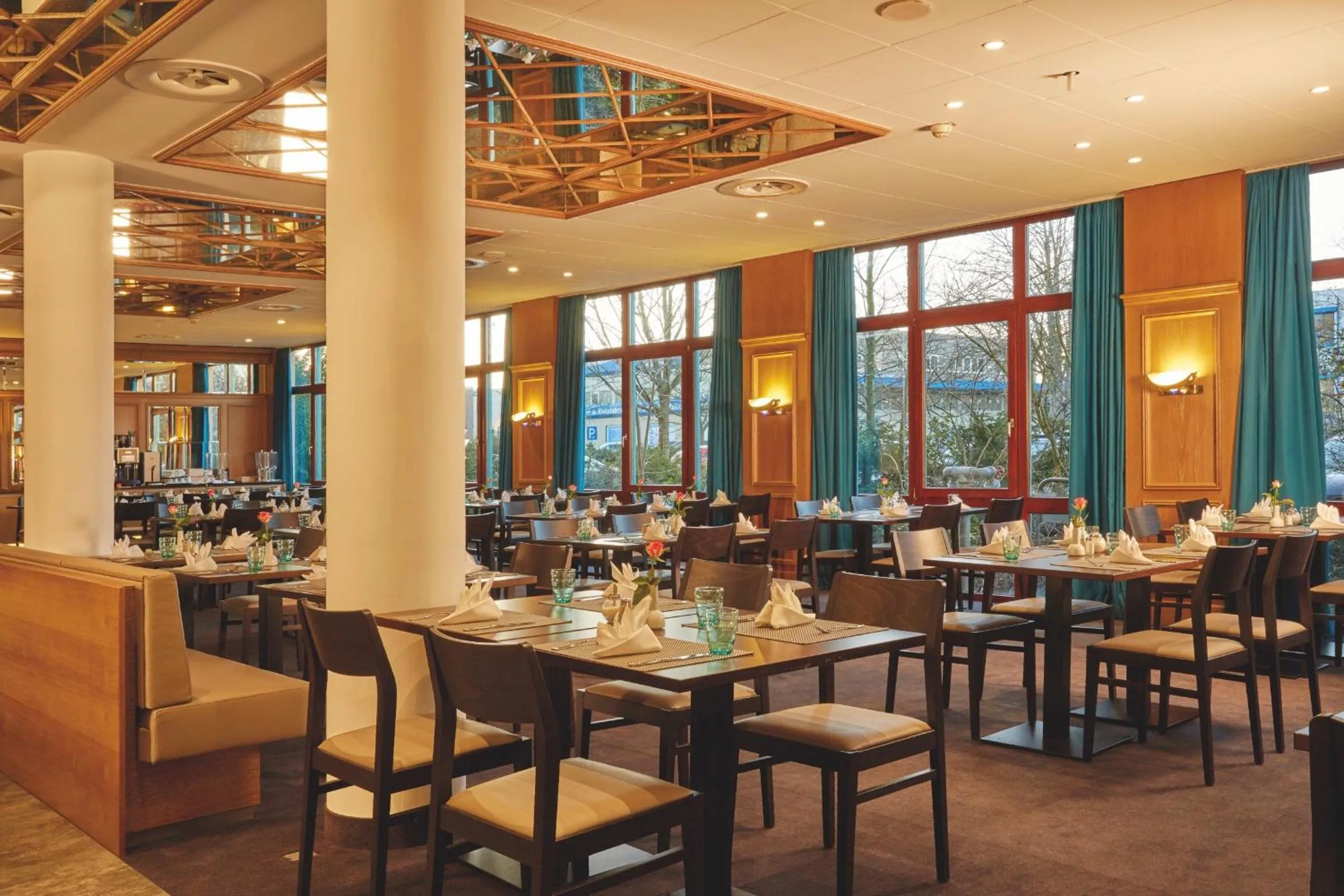 Restaurant/places to eat in H+ Hotel Hannover