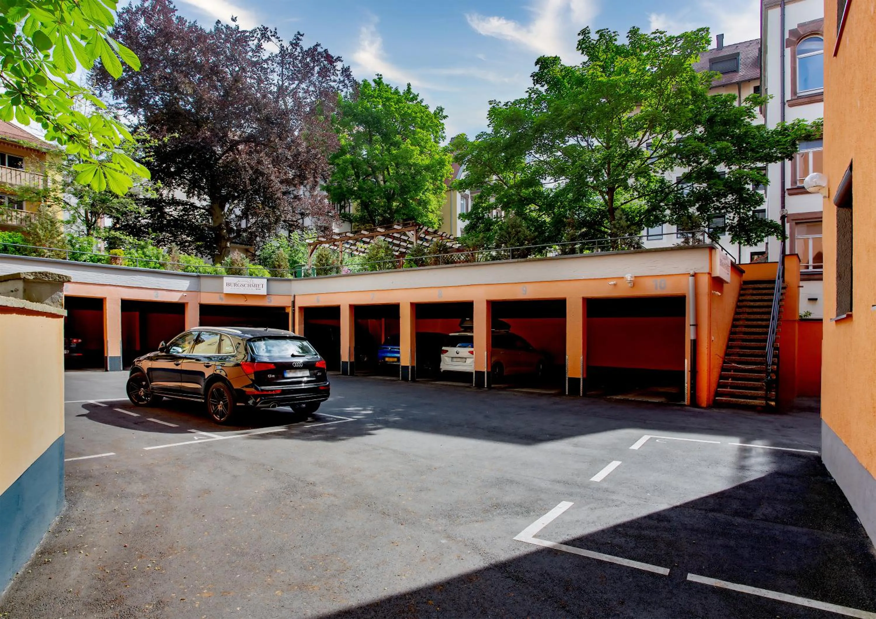 Property building in TIPTOP Hotel Burgschmiet Garni